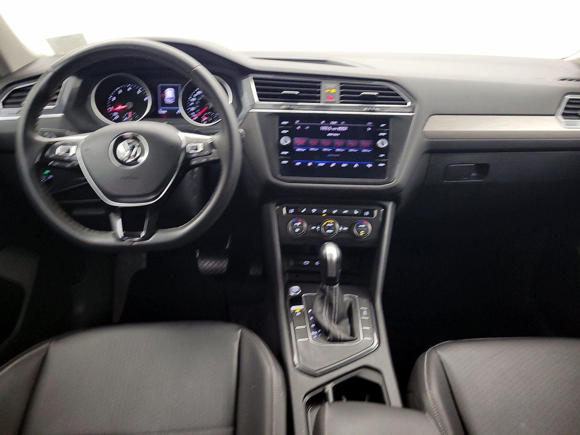 Thumbnail: 2021 Volkswagen Tiguan - 9