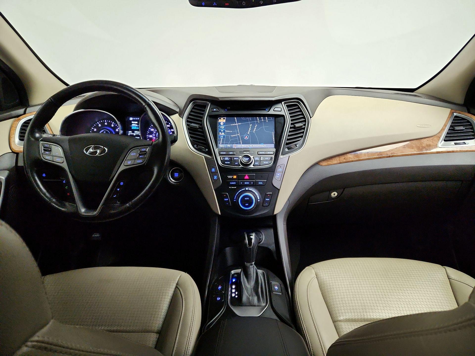 Thumbnail: 2015 Hyundai Santa Fe - 9