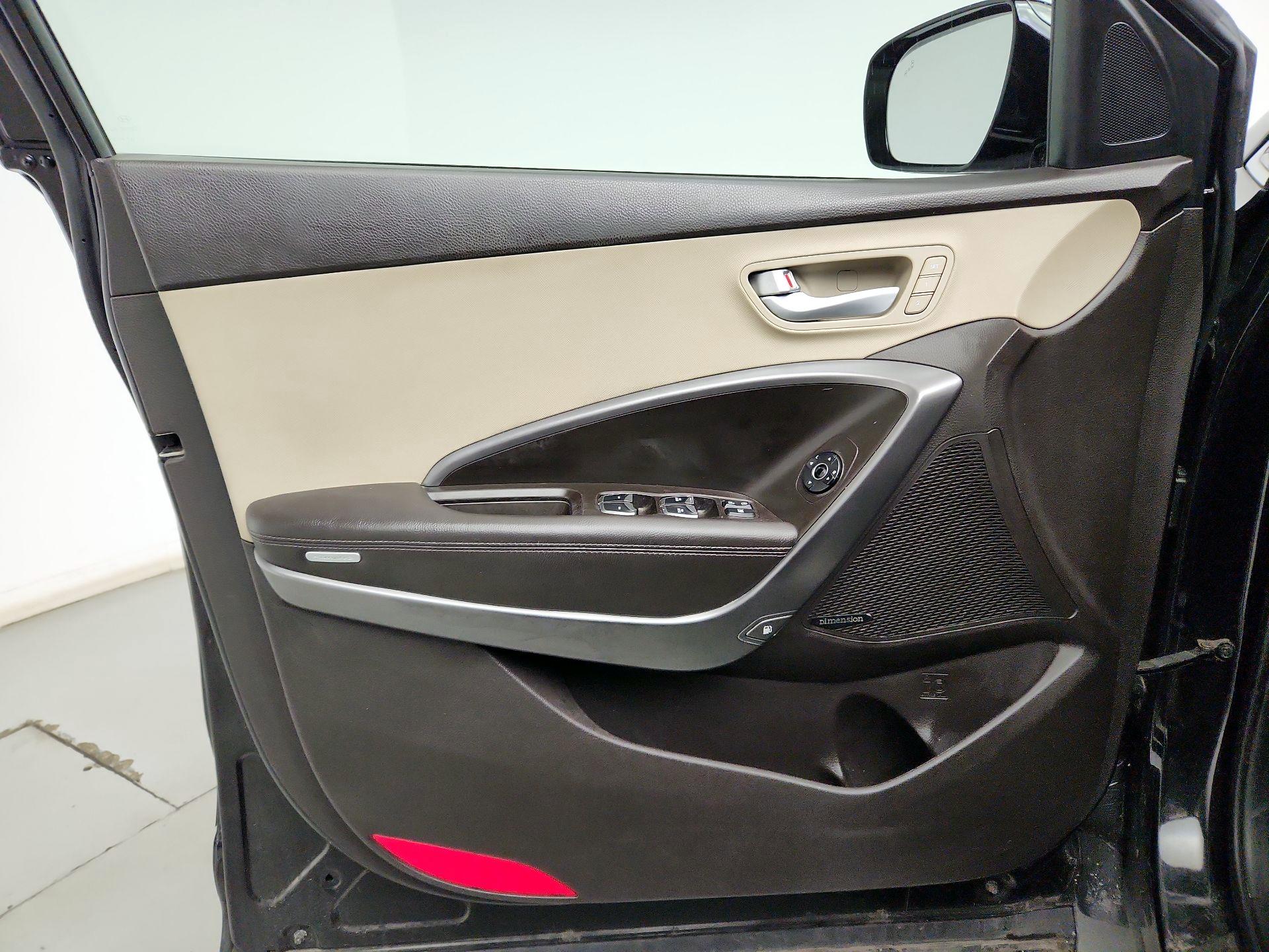 Thumbnail: 2015 Hyundai Santa Fe - 12