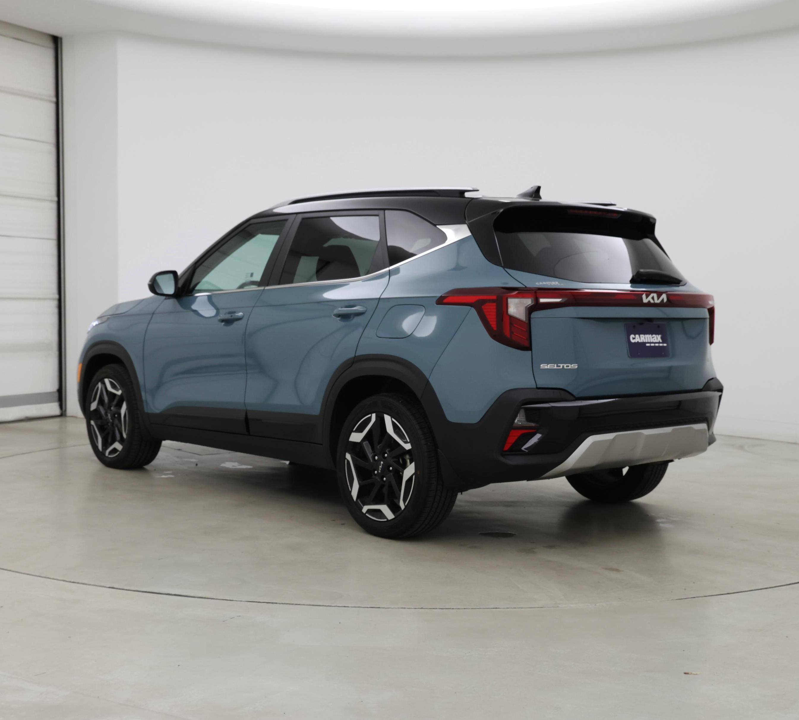 Thumbnail: 2024 Kia Seltos - 2
