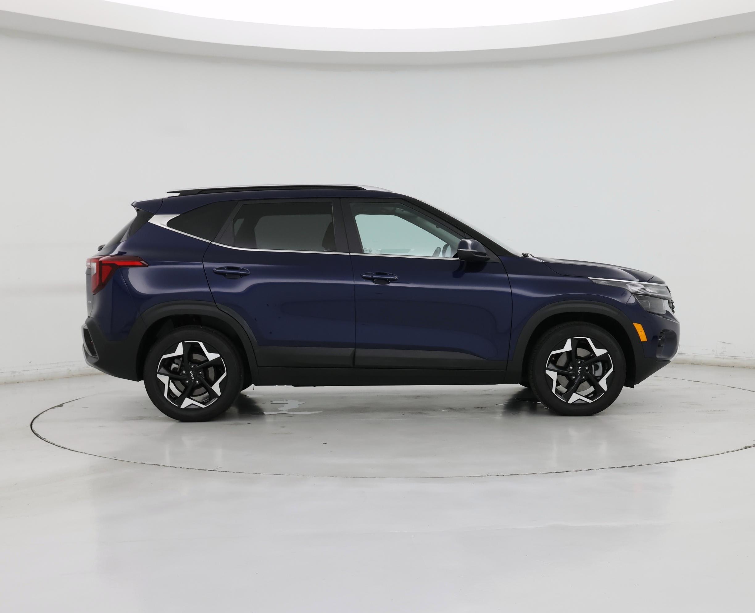 Thumbnail: 2024 Kia Seltos - 7