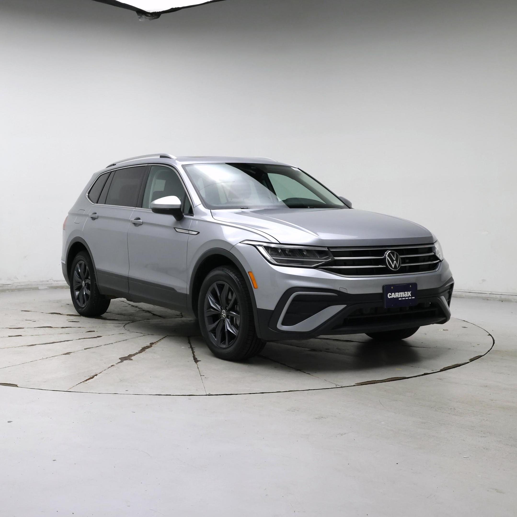 Silver 2023 Volkswagen Tiguan SUV / Crossover All-Wheel Drive Automatic