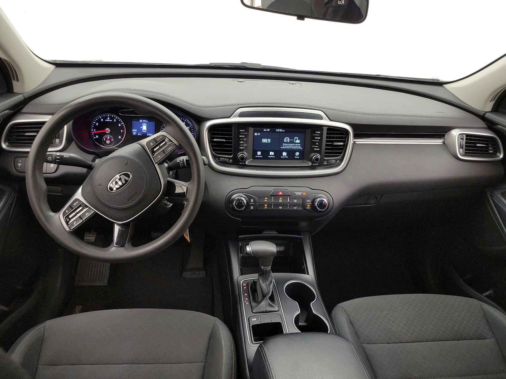 Thumbnail: 2019 Kia Sorento - 9