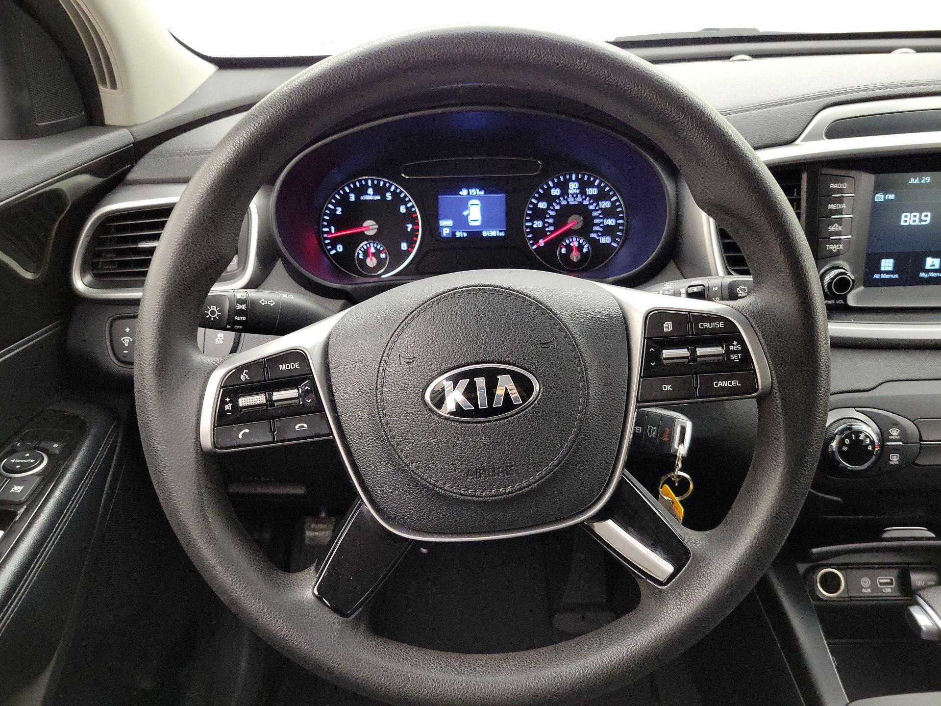 Thumbnail: 2019 Kia Sorento - 10