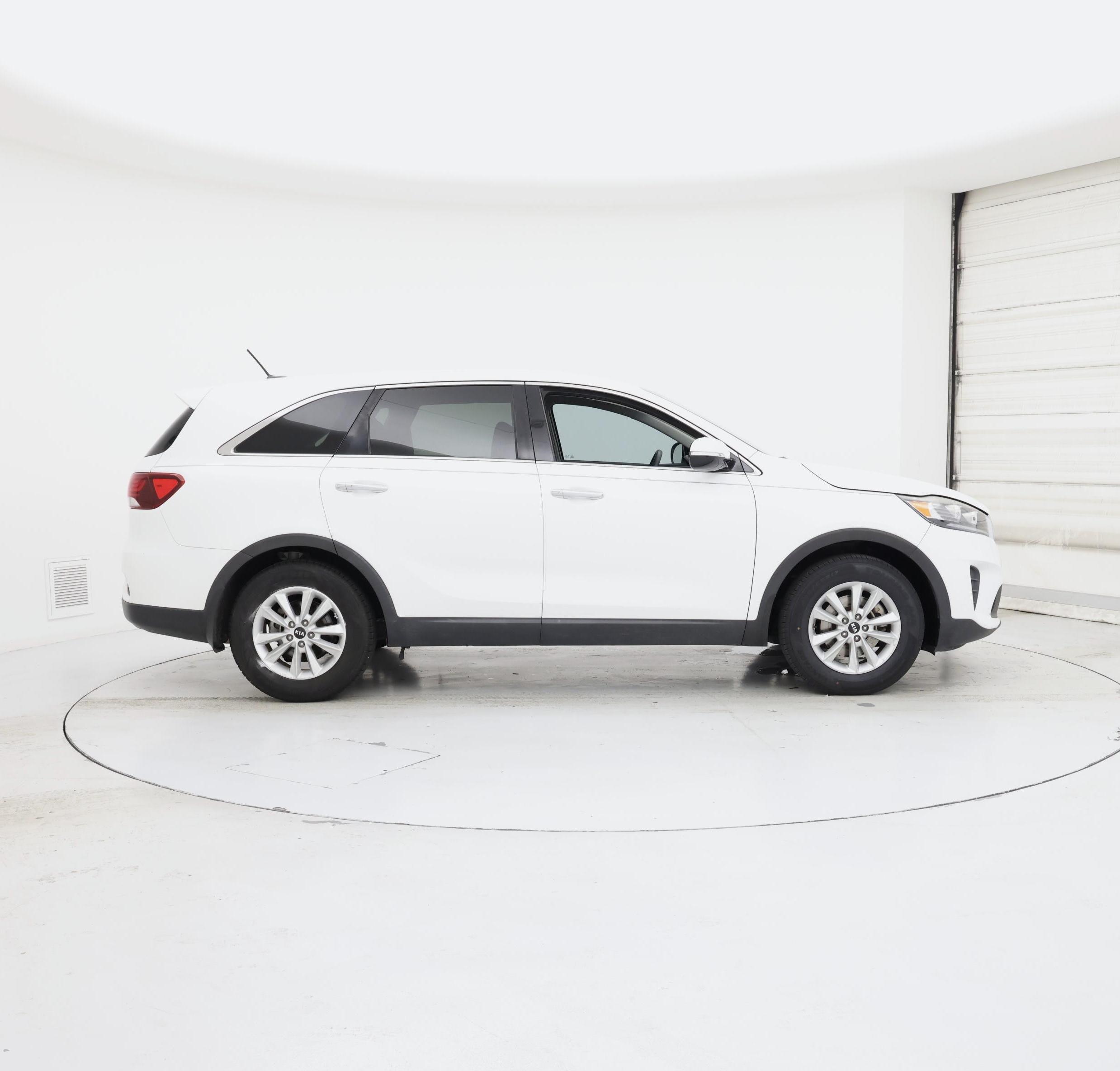 Thumbnail: 2019 Kia Sorento - 7