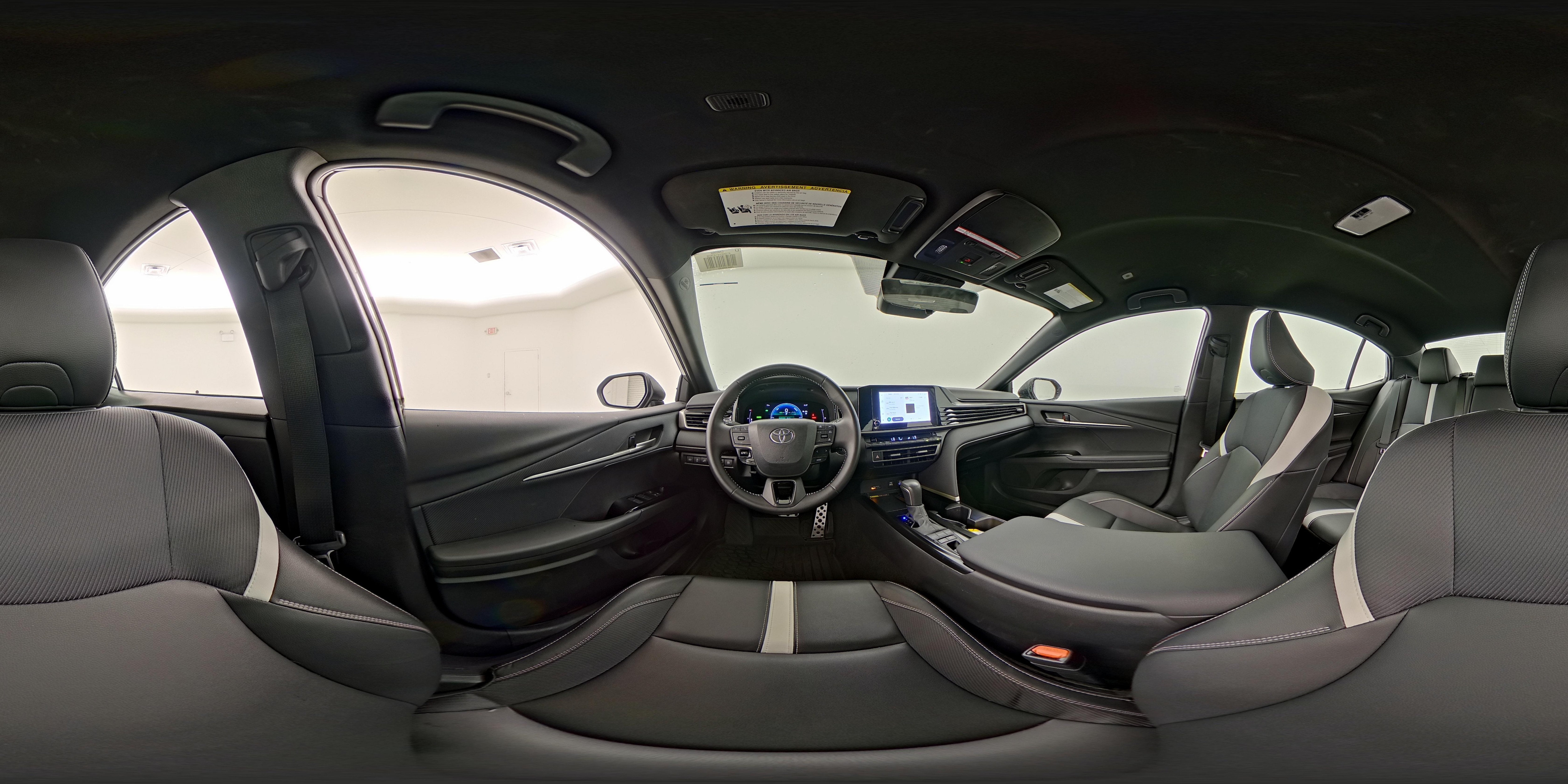 2026 Toyota Camry SE - Photo 27