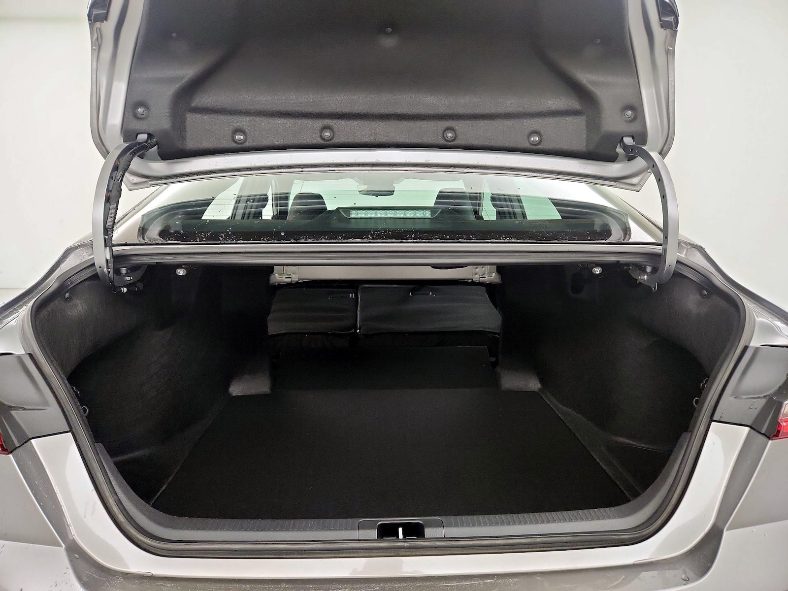 2026 Toyota Camry SE - Photo 22