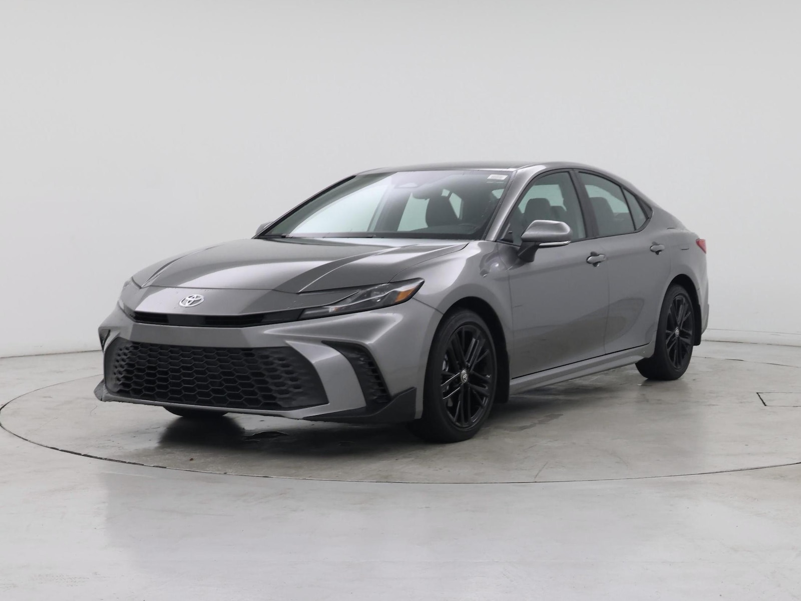 2026 Toyota Camry SE - Photo 5