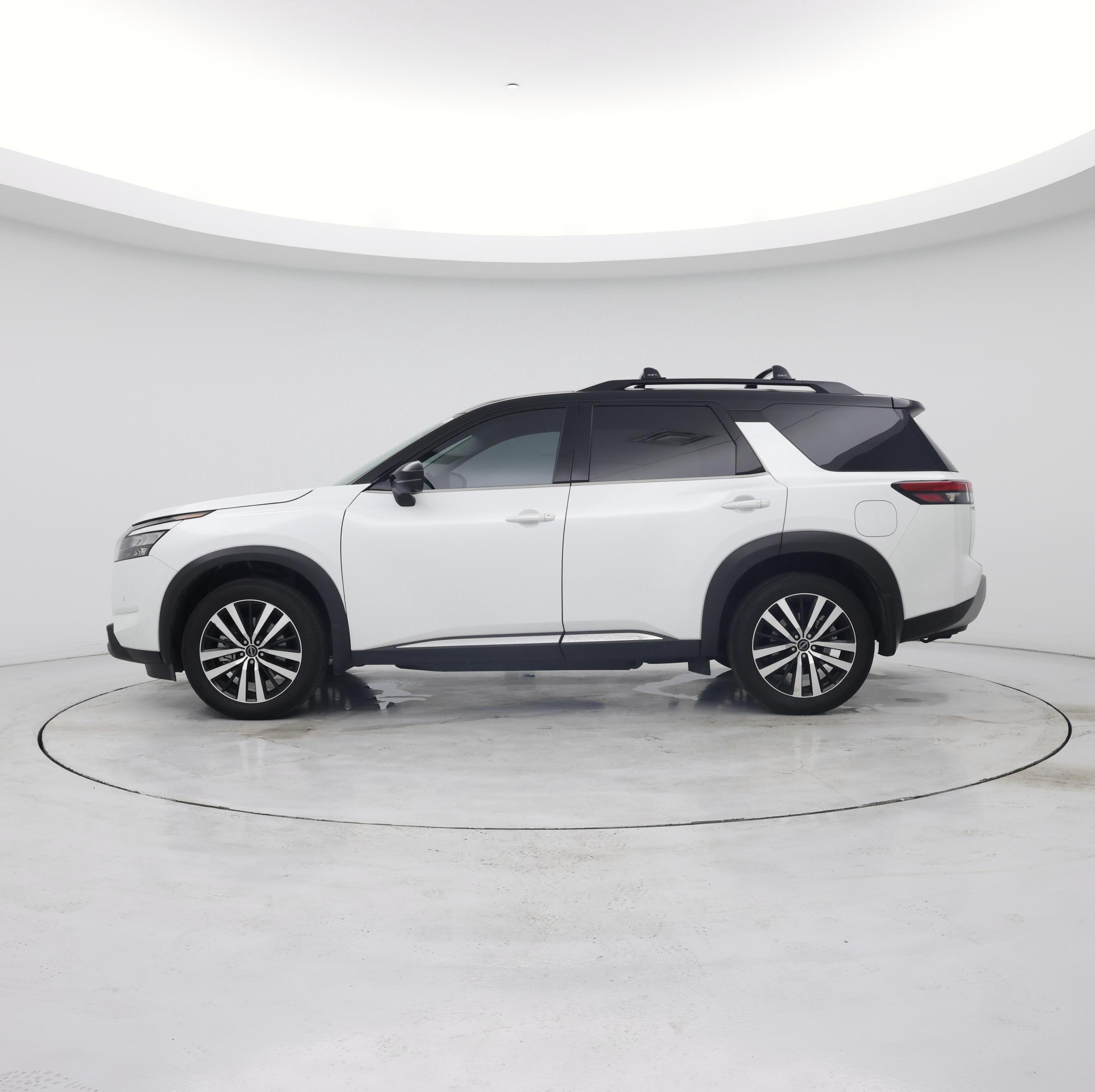 Thumbnail: 2025 Nissan Pathfinder - 3
