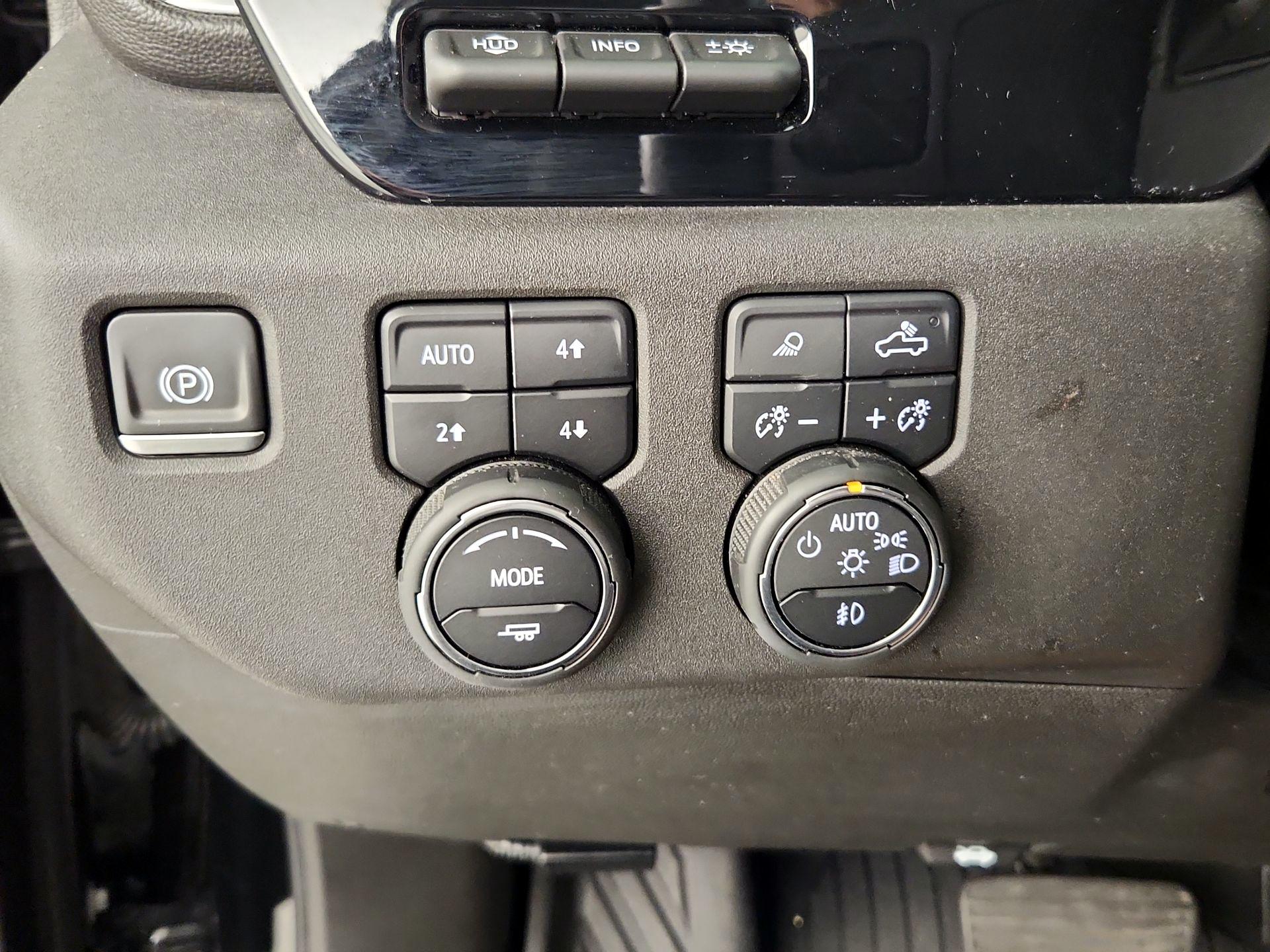 Thumbnail: 2024 Chevrolet Silverado 2500 - 13