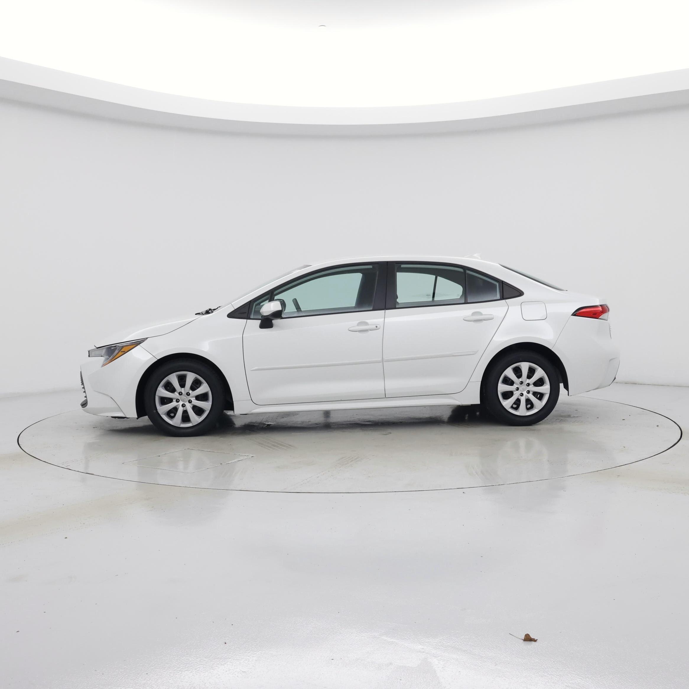 Thumbnail: 2023 Toyota Corolla - 3