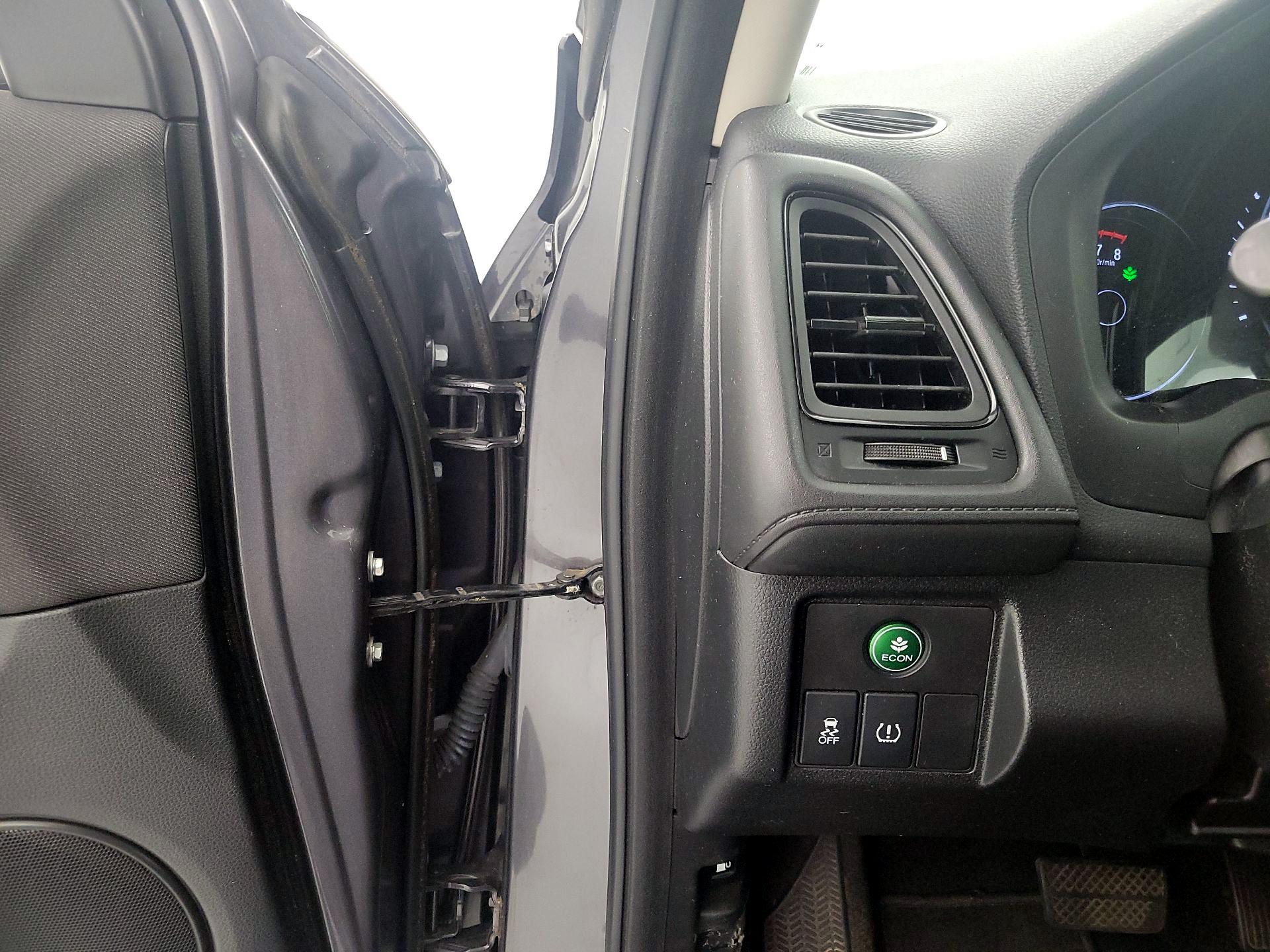 Thumbnail: 2019 Honda HR-V - 13