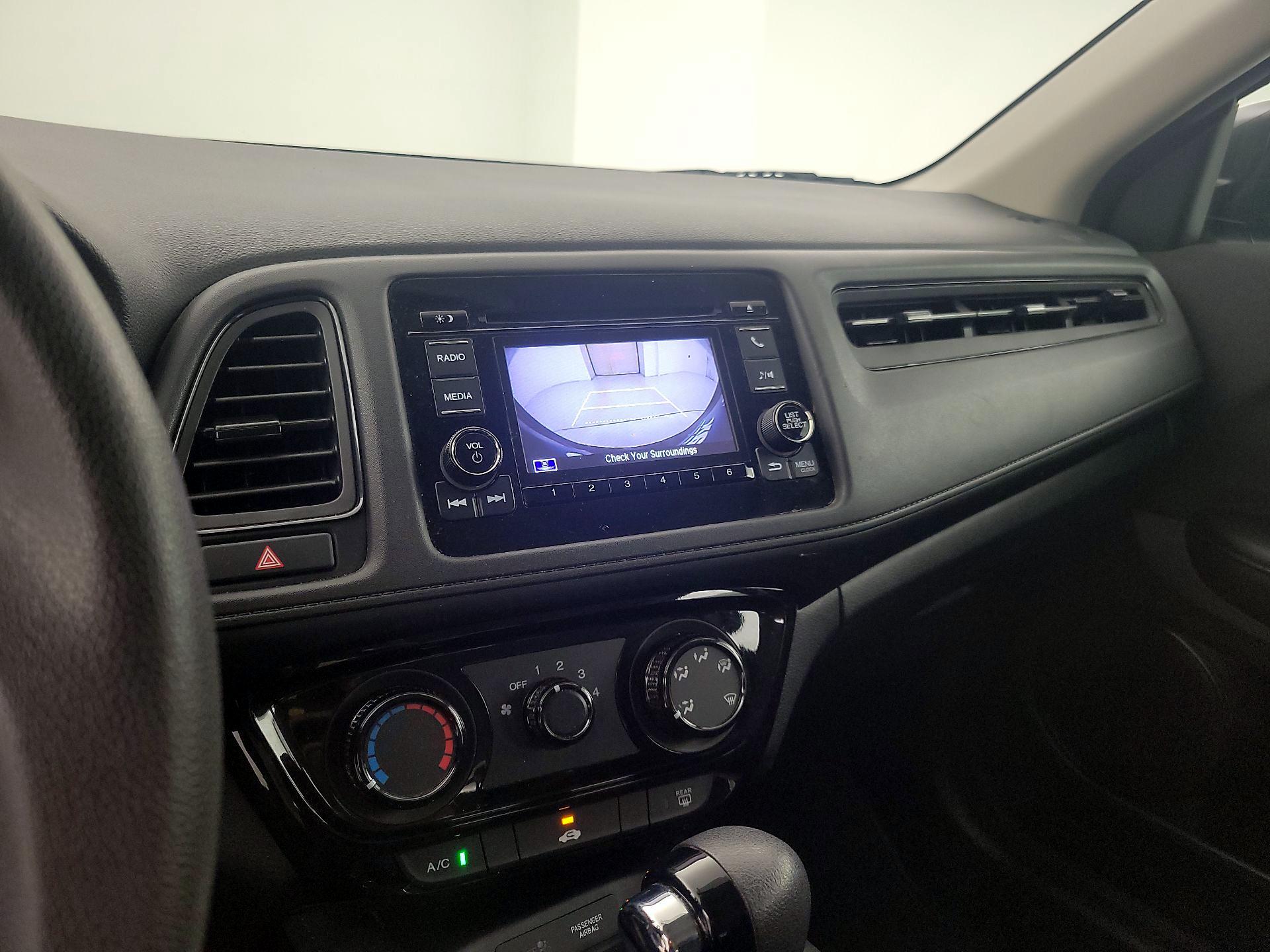 Thumbnail: 2019 Honda HR-V - 14