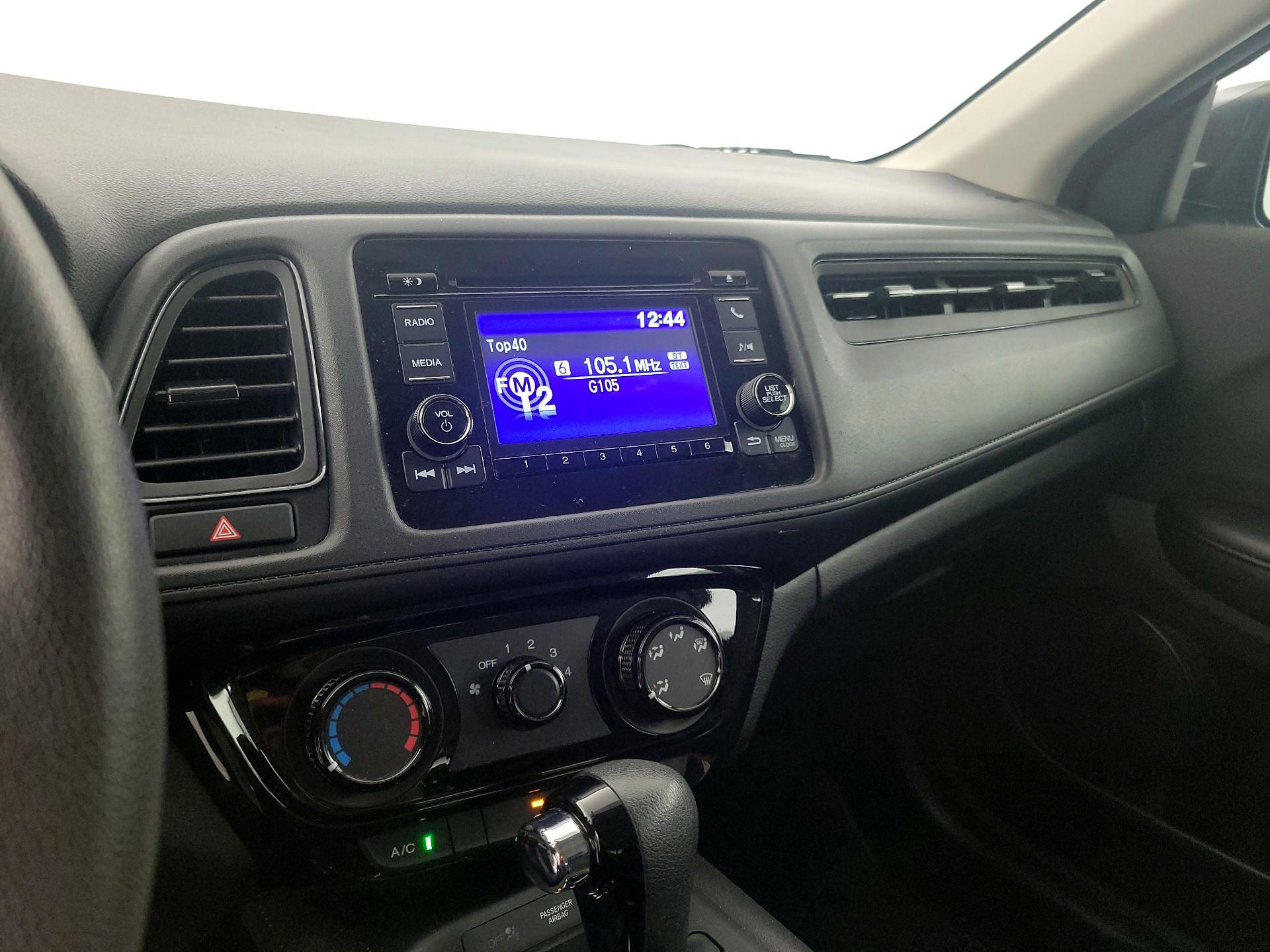 Thumbnail: 2019 Honda HR-V - 15