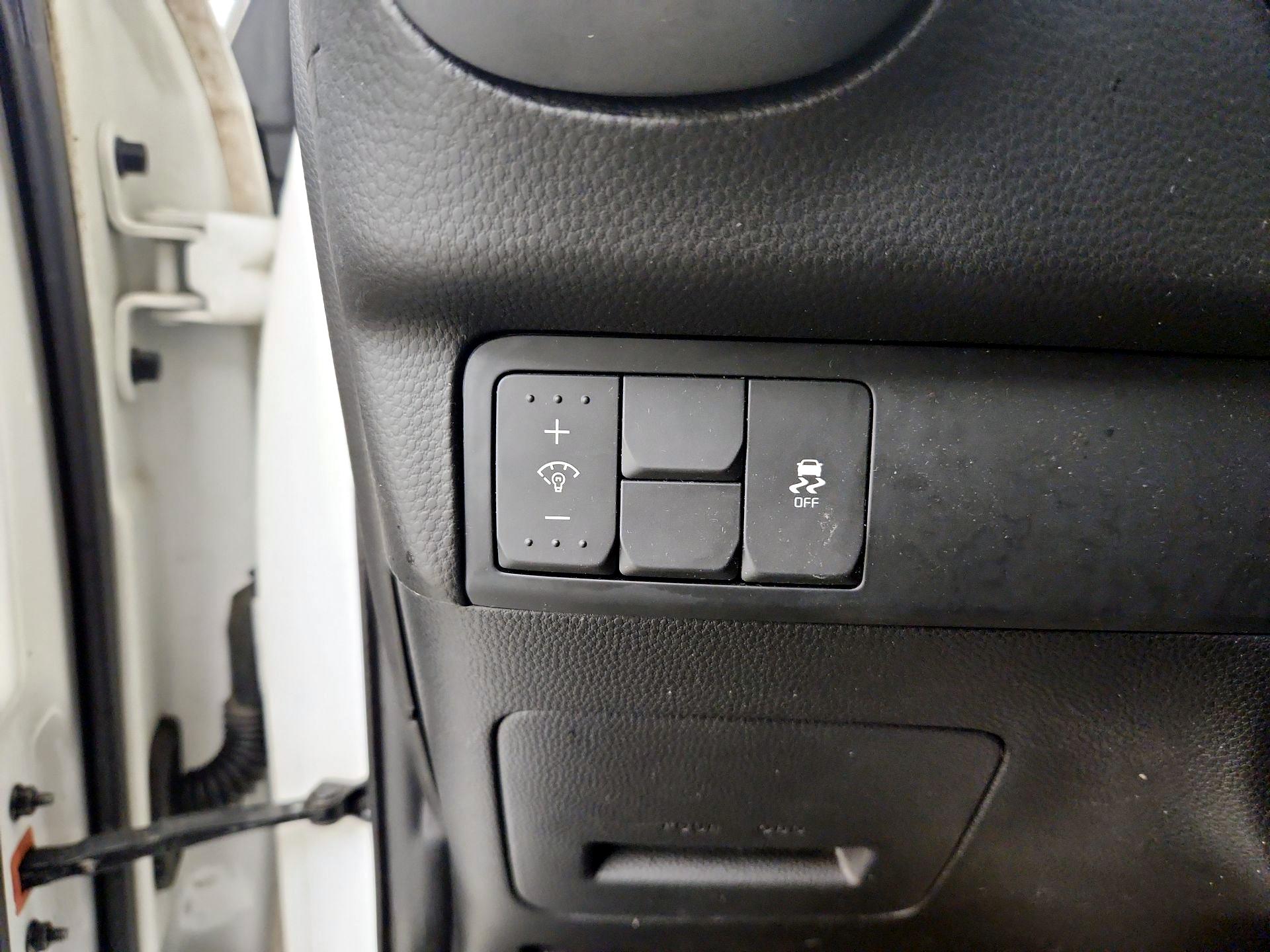 Thumbnail: 2019 Kia Soul - 13