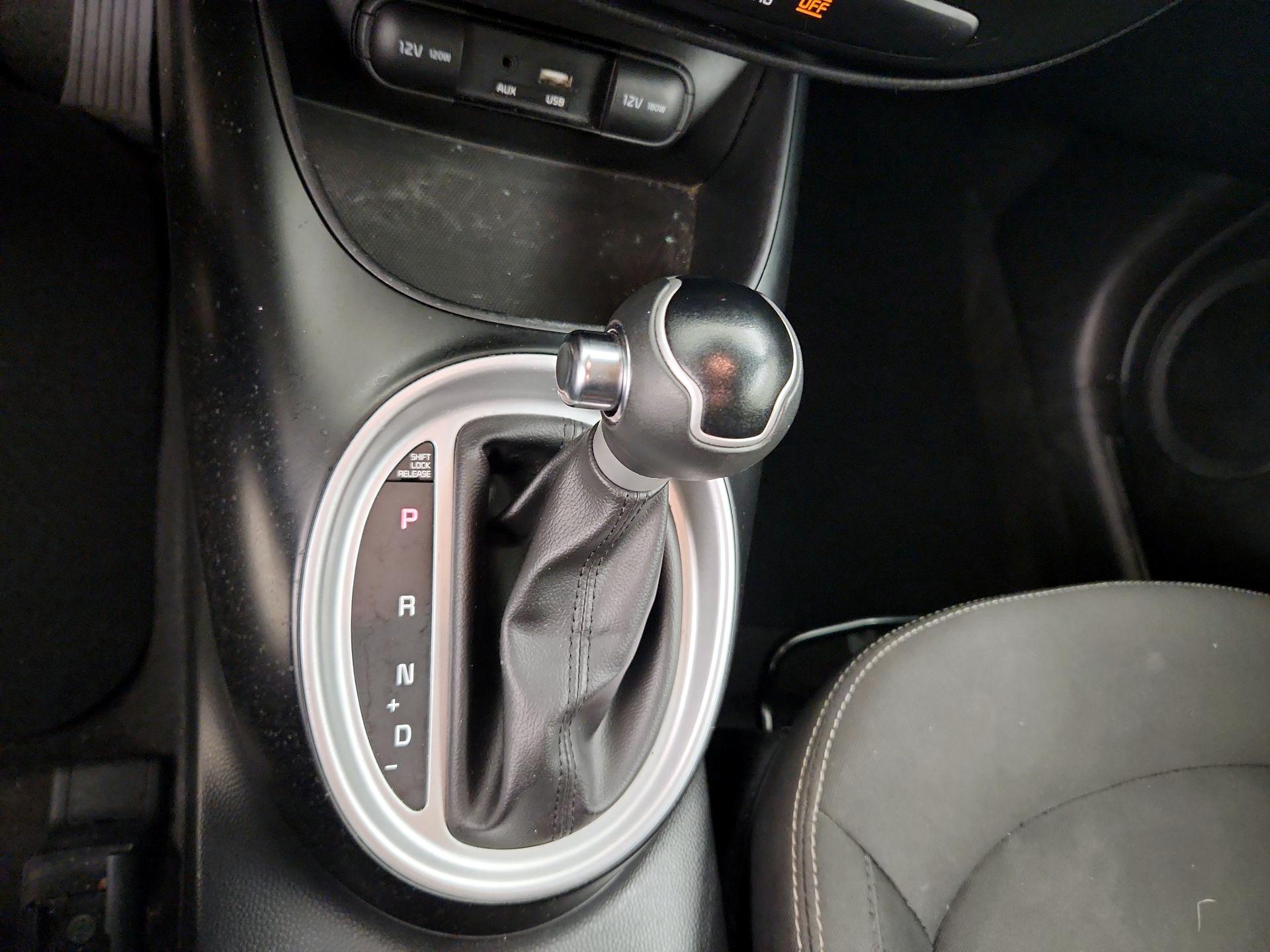 Thumbnail: 2019 Kia Soul - 17