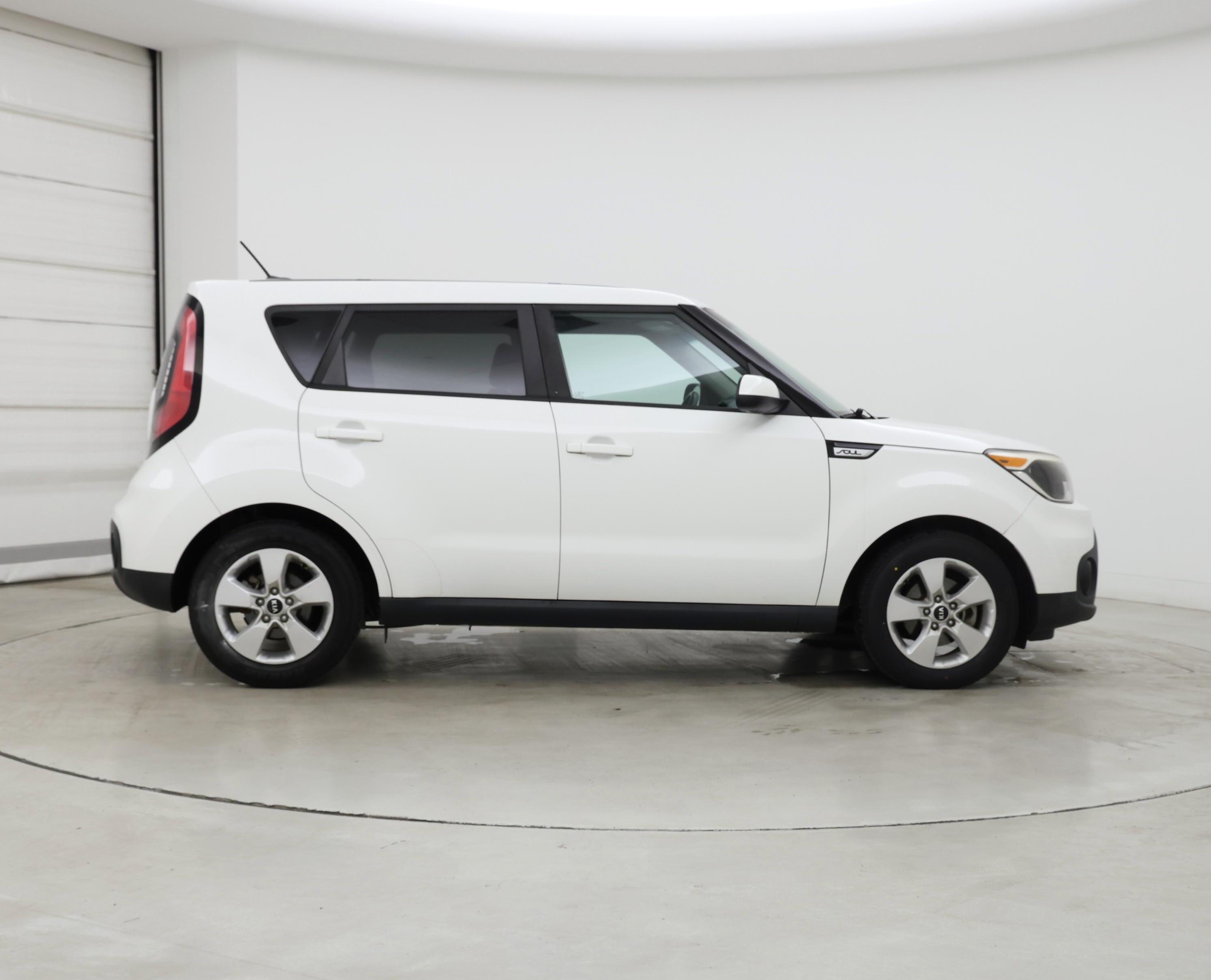 Thumbnail: 2019 Kia Soul - 7