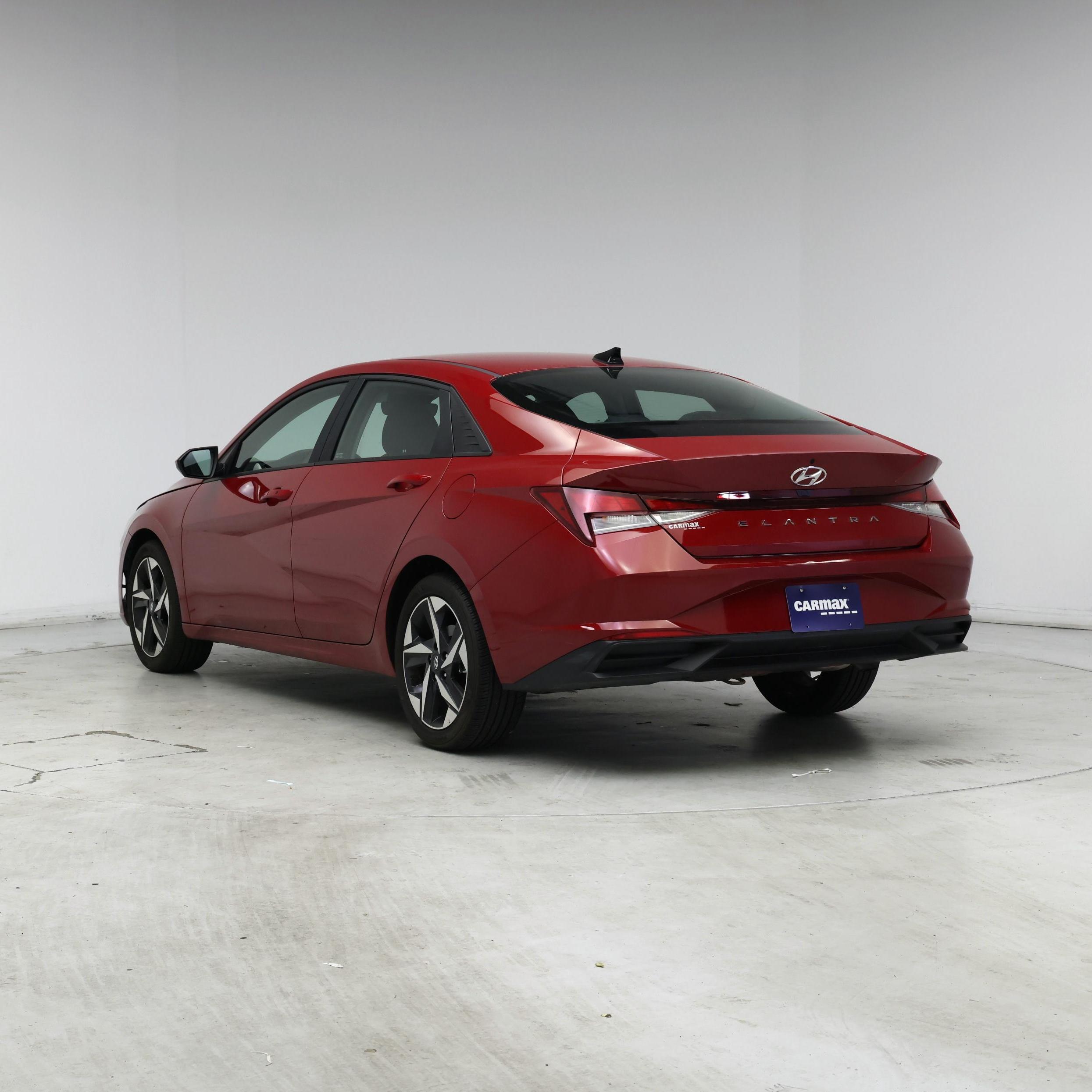 Thumbnail: 2023 Hyundai Elantra - 2