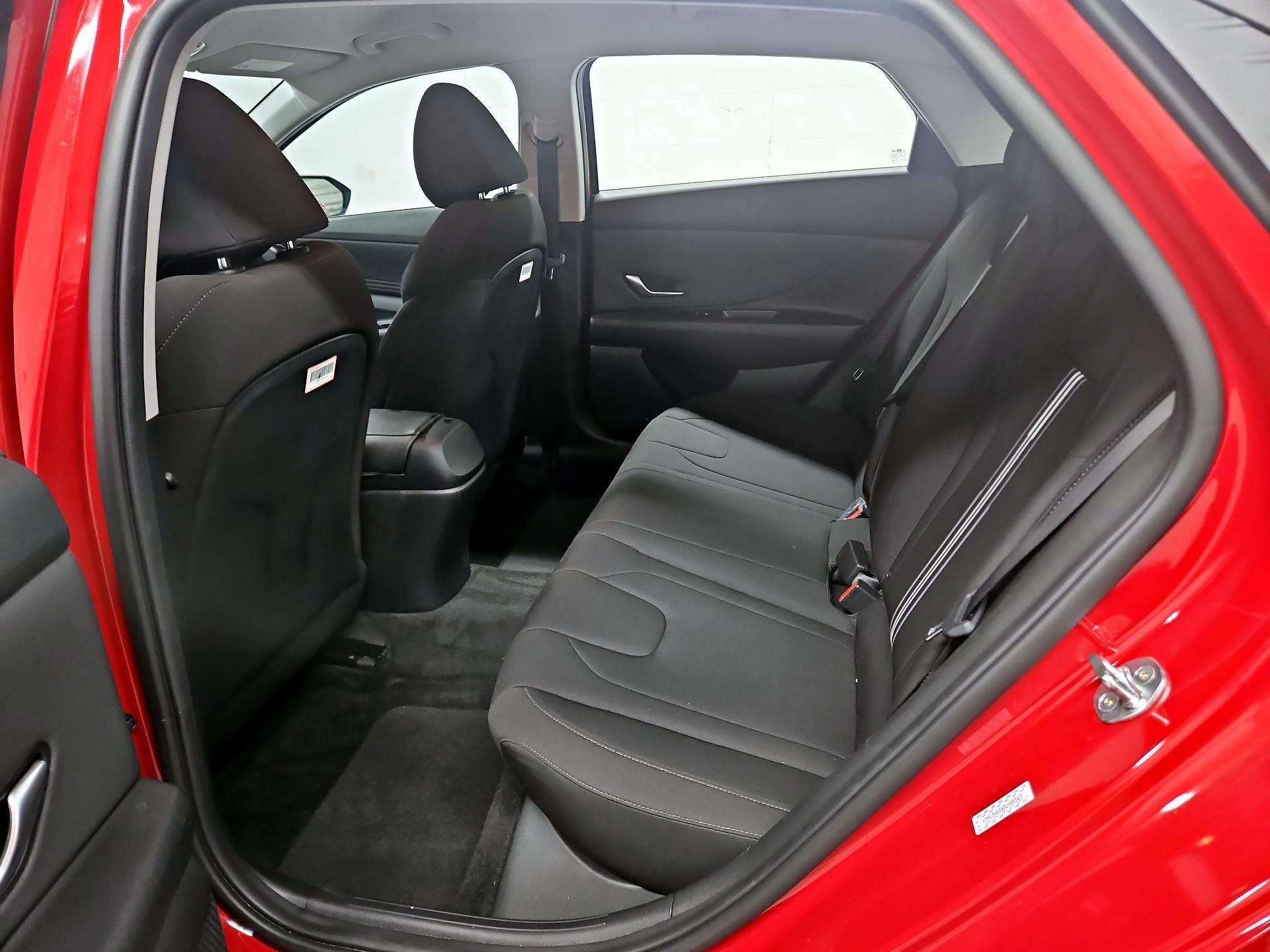 Thumbnail: 2023 Hyundai Elantra - 20