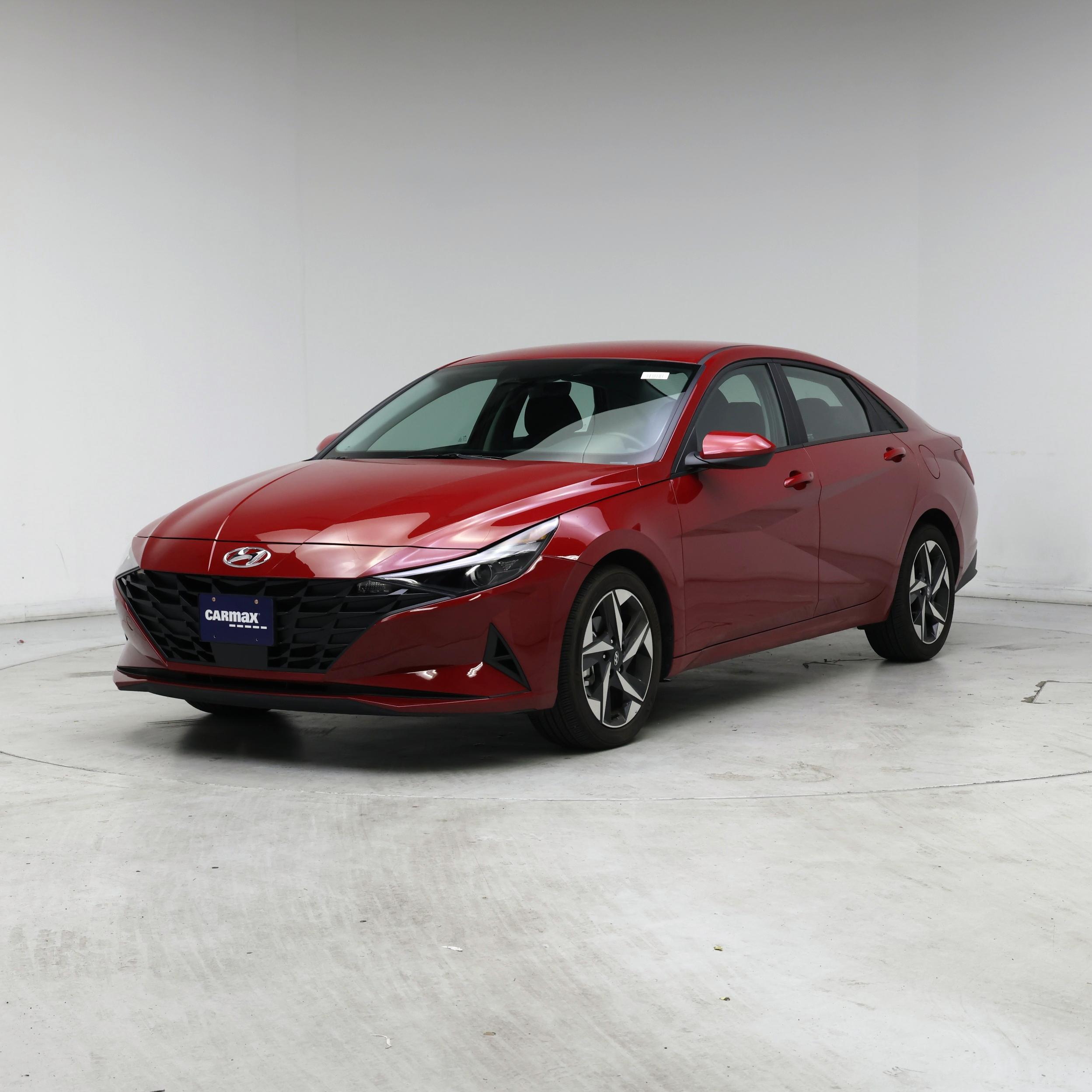 Thumbnail: 2023 Hyundai Elantra - 4