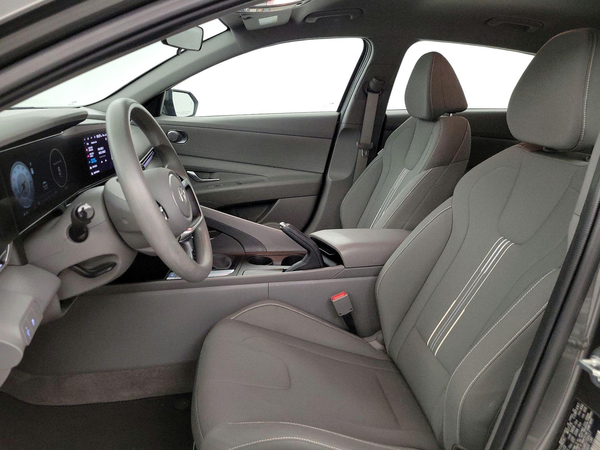 Thumbnail: 2024 Hyundai Elantra - 11