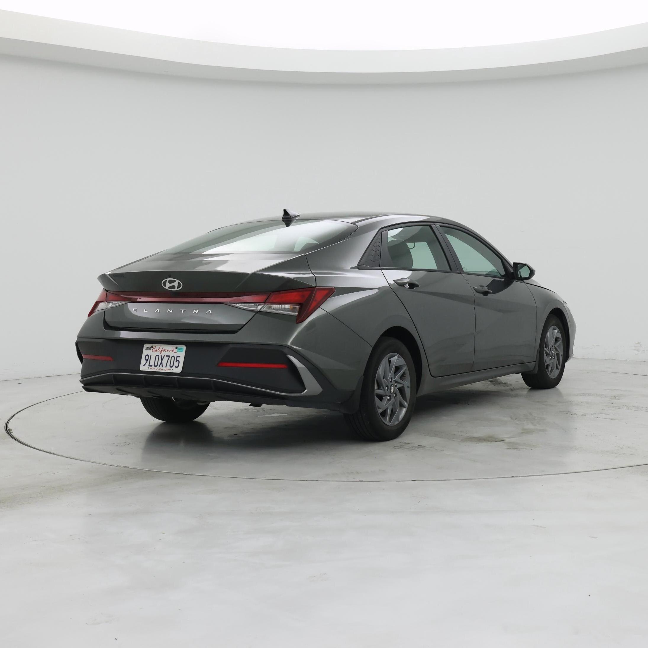 Thumbnail: 2024 Hyundai Elantra - 8