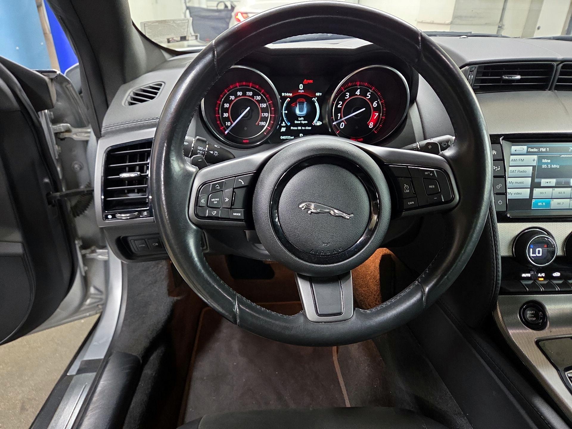 Thumbnail: 2017 Jaguar F-Type - 10