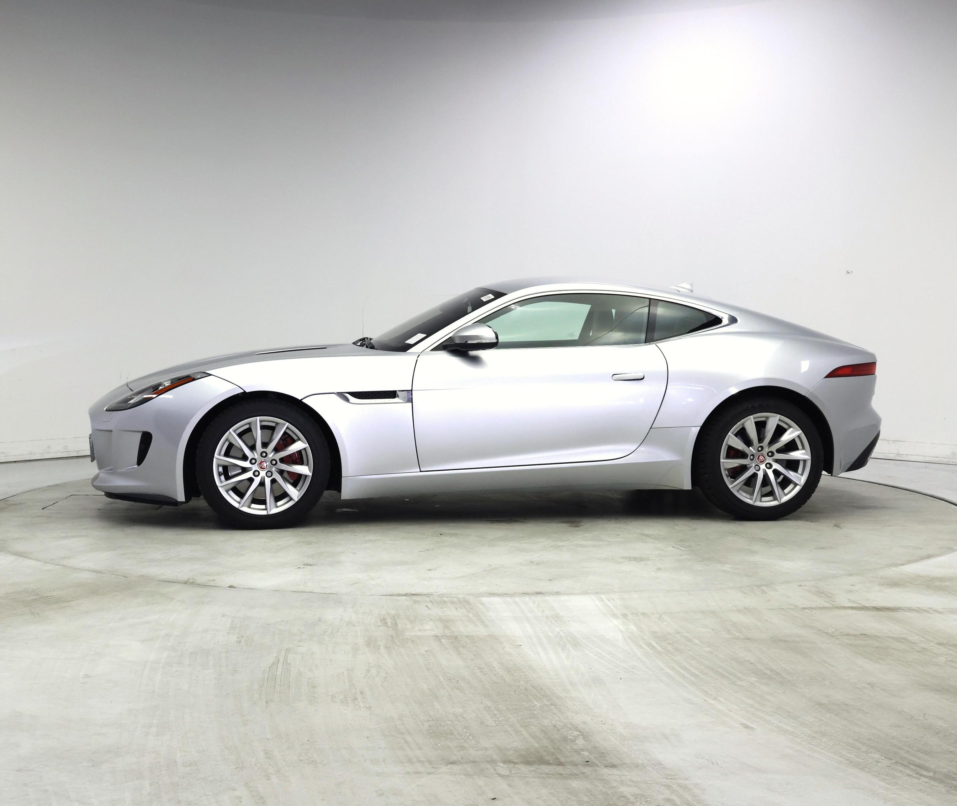 Thumbnail: 2017 Jaguar F-Type - 3