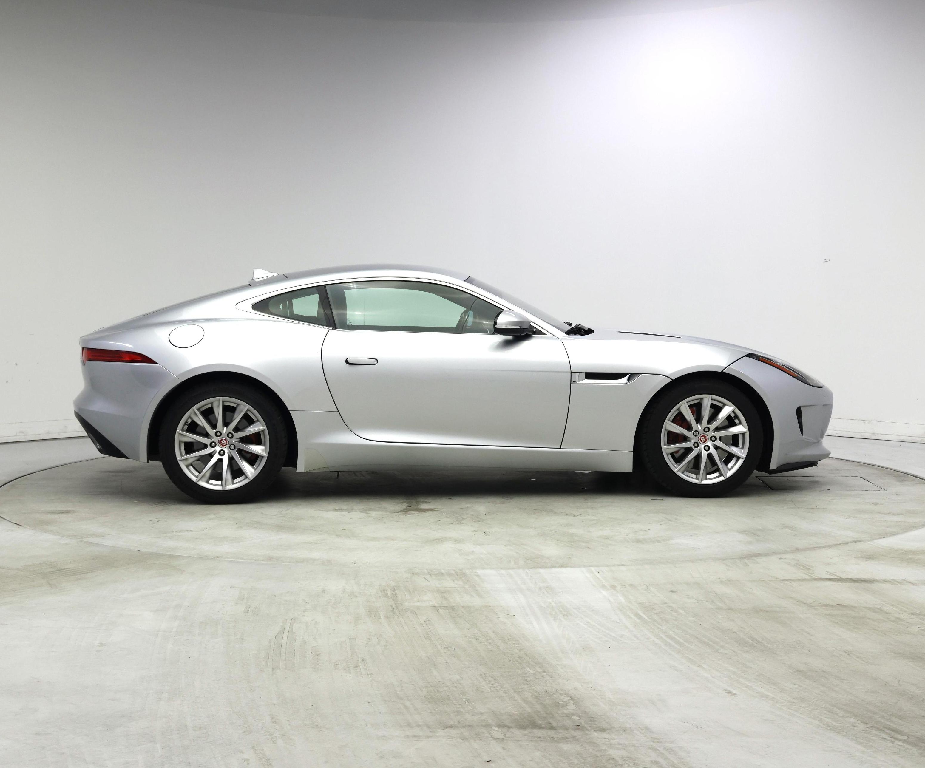 Thumbnail: 2017 Jaguar F-Type - 7