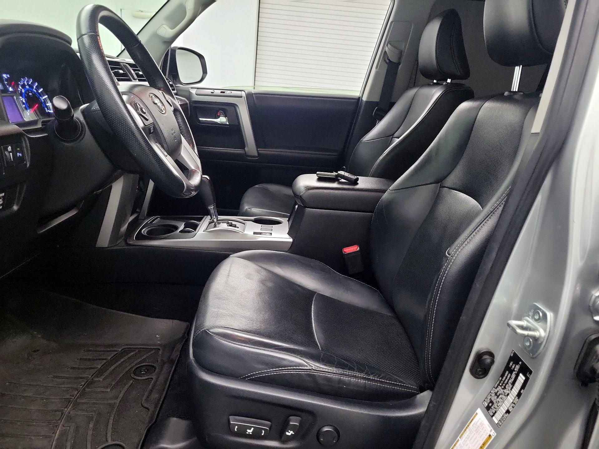 Thumbnail: 2016 Toyota 4Runner - 11