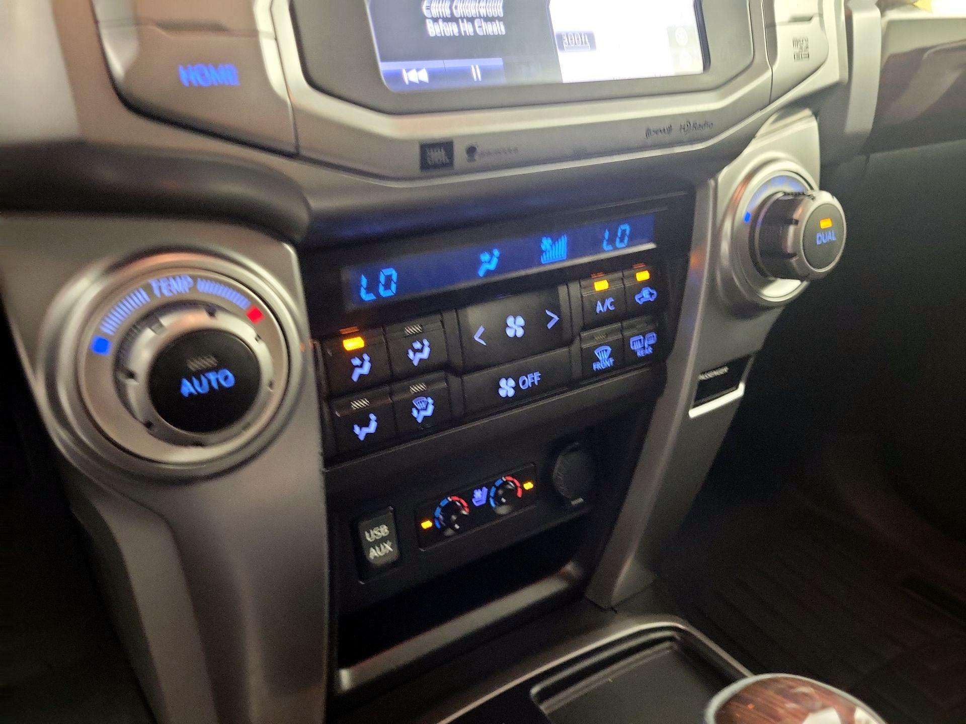 Thumbnail: 2016 Toyota 4Runner - 16