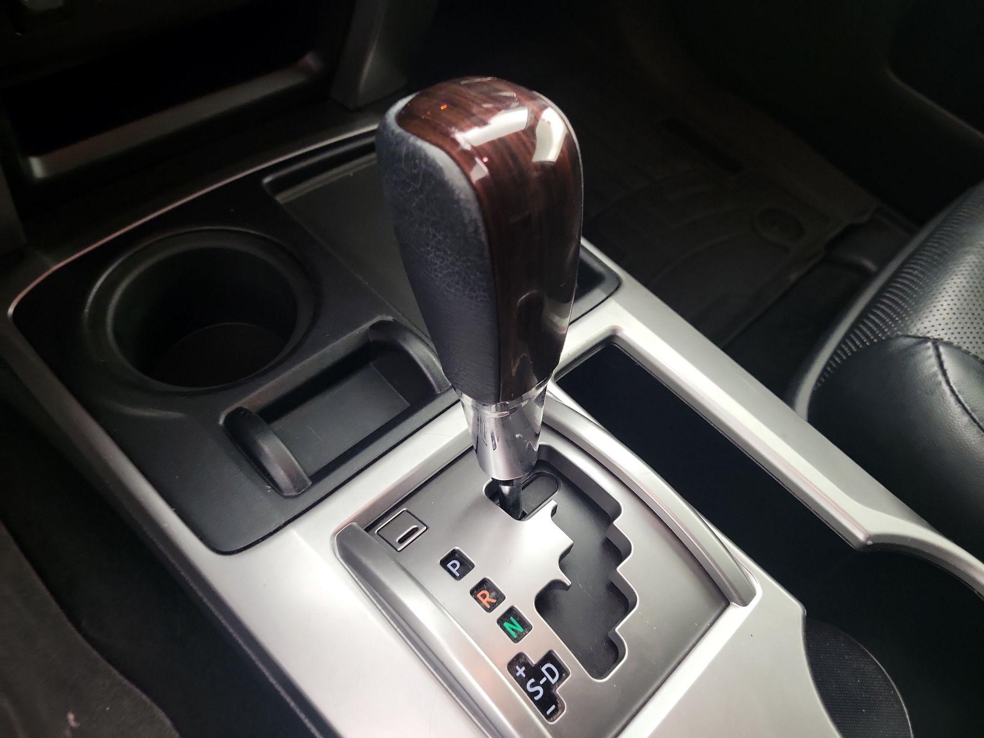 Thumbnail: 2016 Toyota 4Runner - 17