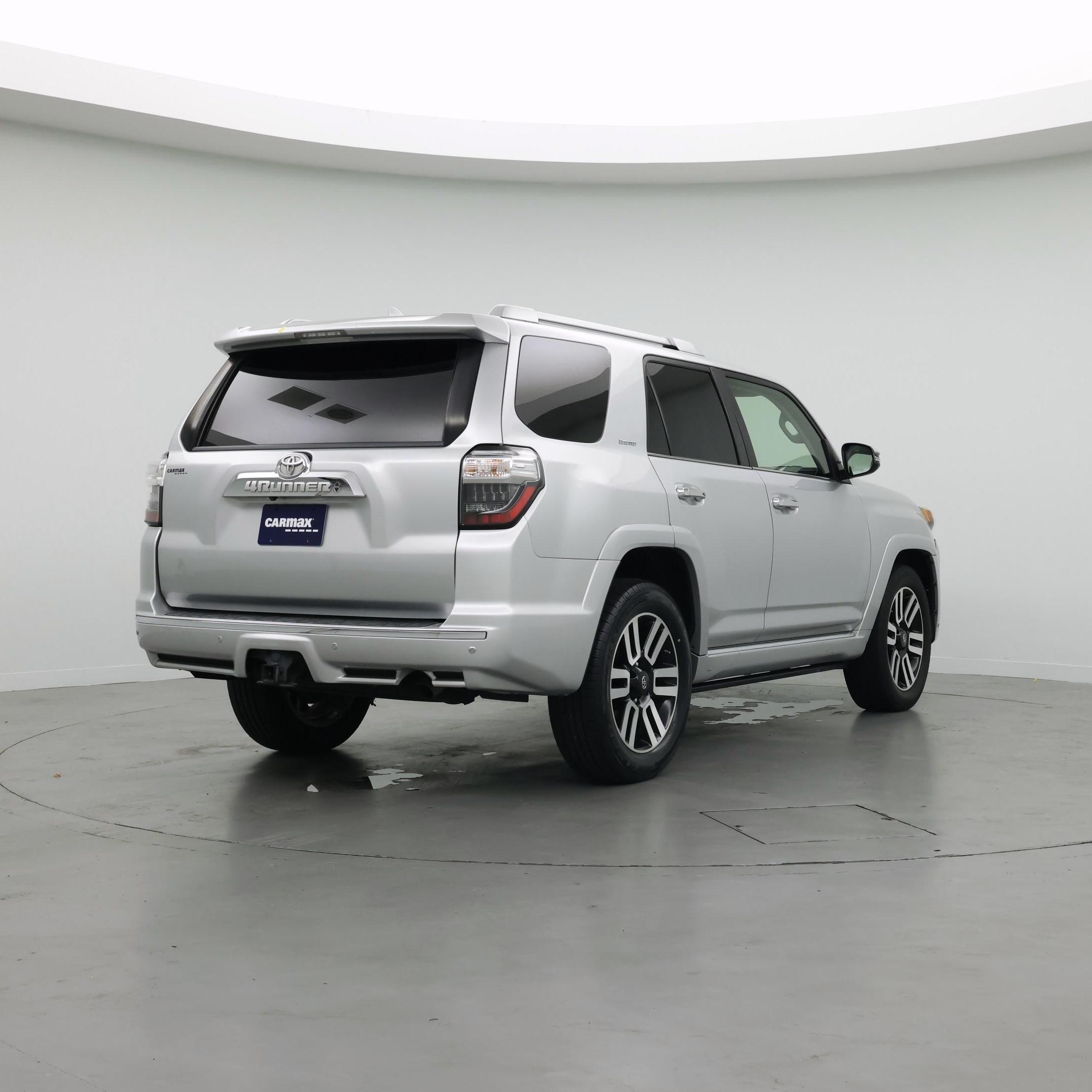 Thumbnail: 2016 Toyota 4Runner - 8