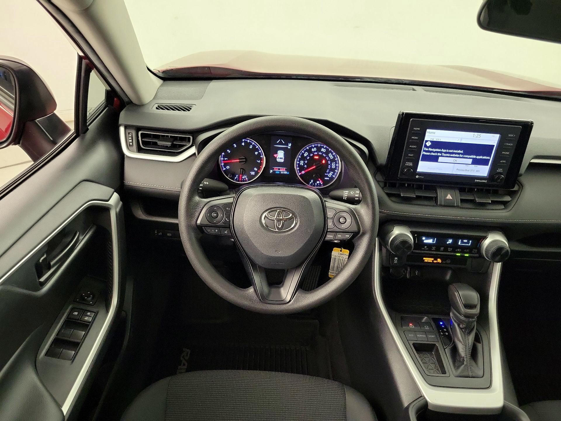Thumbnail: 2020 Toyota RAV4 - 10