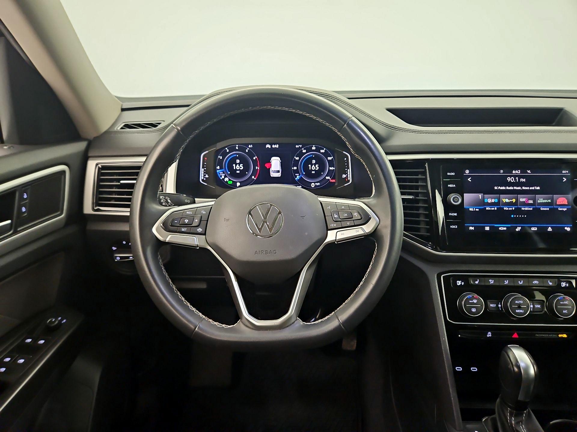 Thumbnail: 2022 Volkswagen Atlas - 10