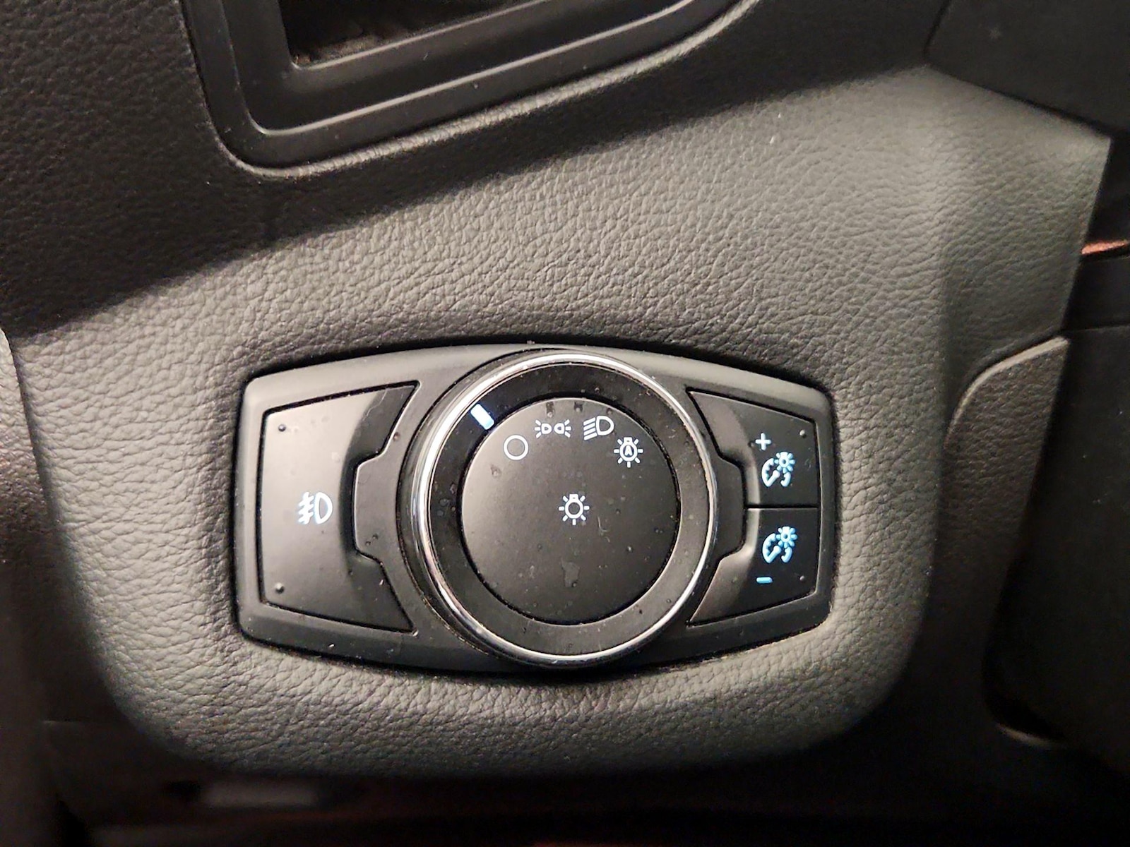 2014 Ford Escape SE - Photo 14
