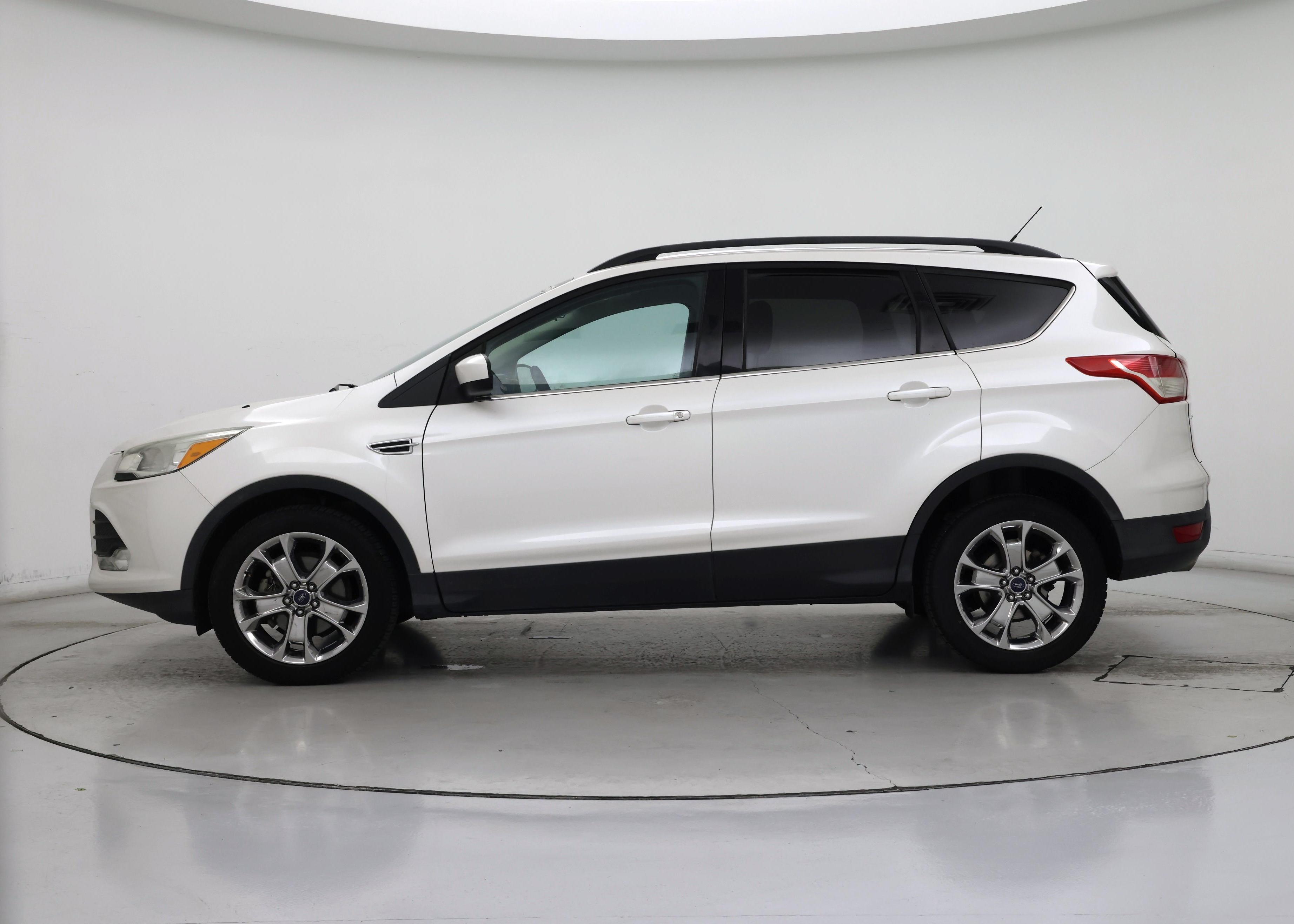 Thumbnail: 2014 Ford Escape - 3
