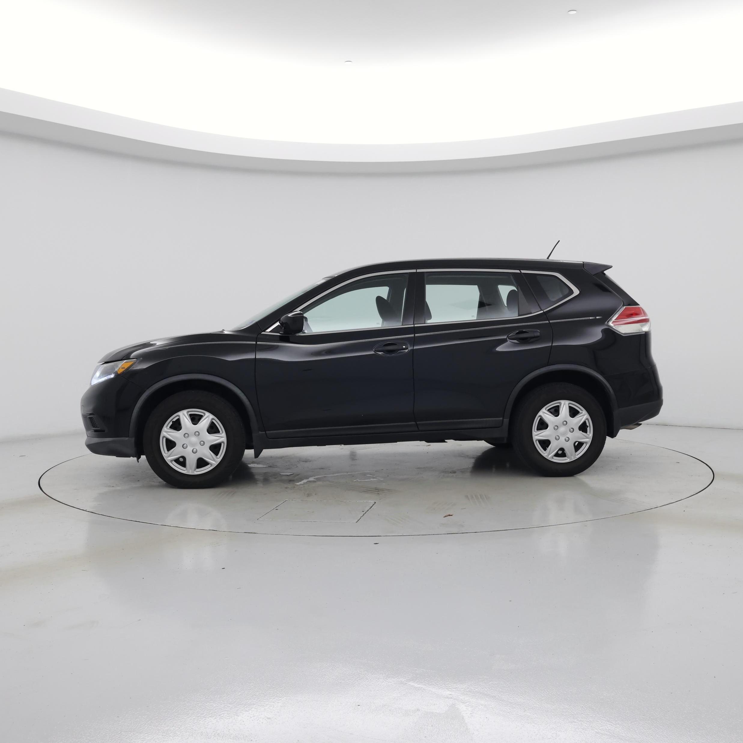 Thumbnail: 2016 Nissan Rogue - 3