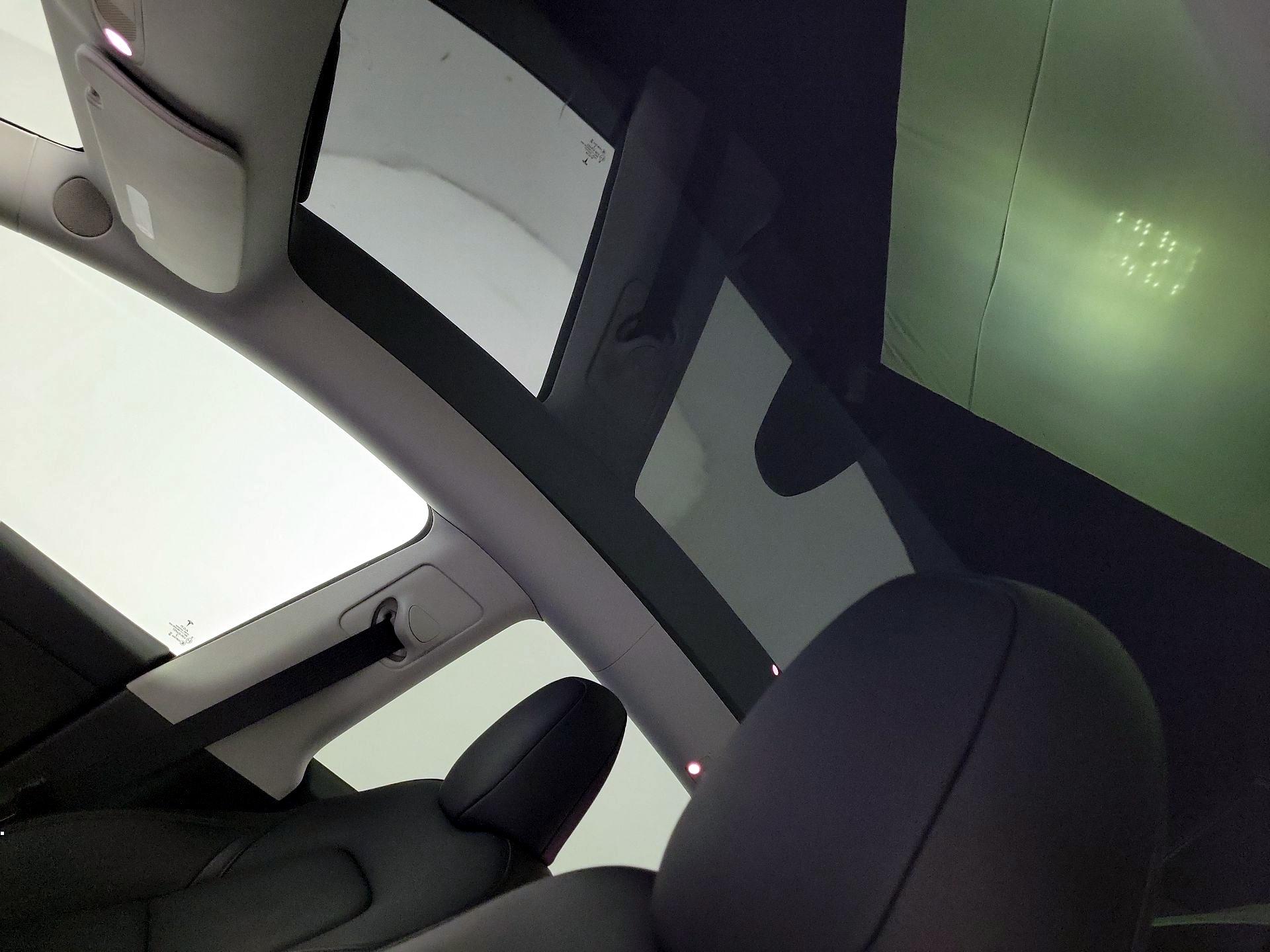 Thumbnail: 2023 Tesla Model Y - 18