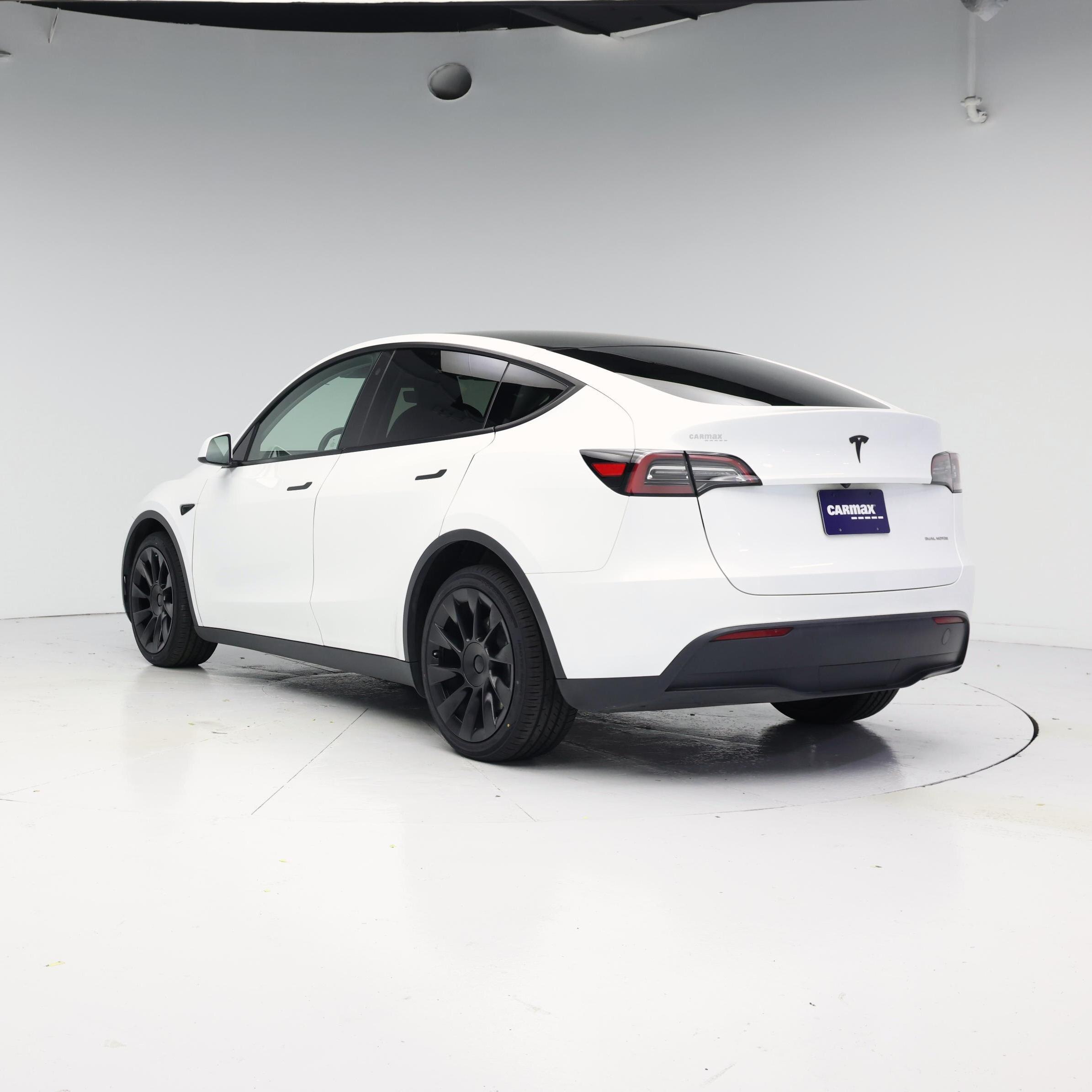 Thumbnail: 2023 Tesla Model Y - 2