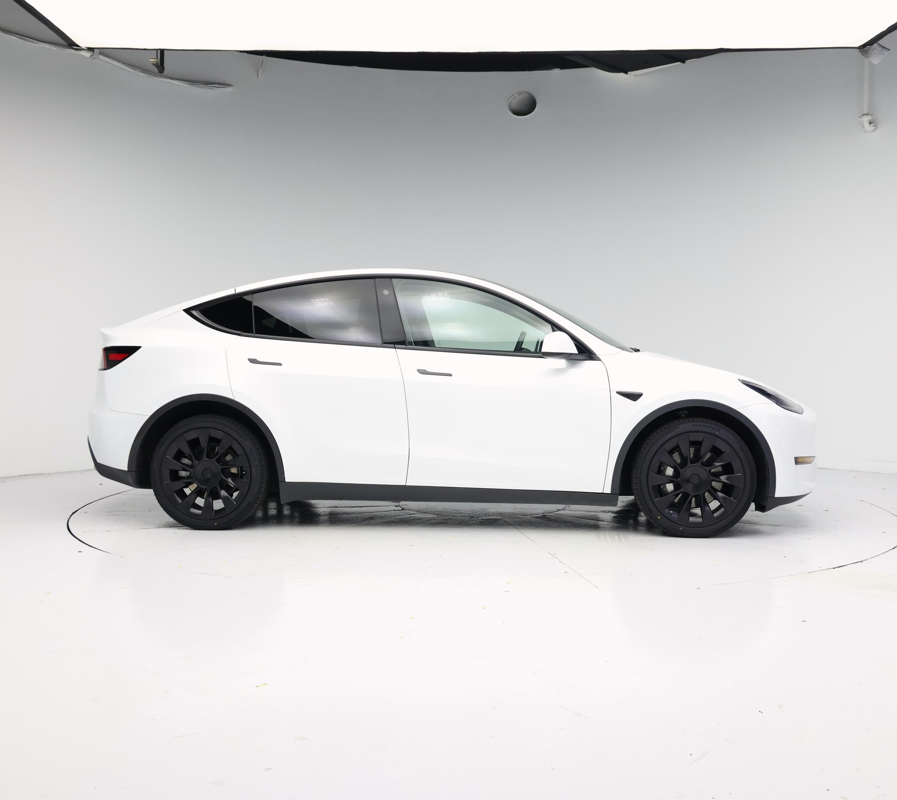 Thumbnail: 2023 Tesla Model Y - 7