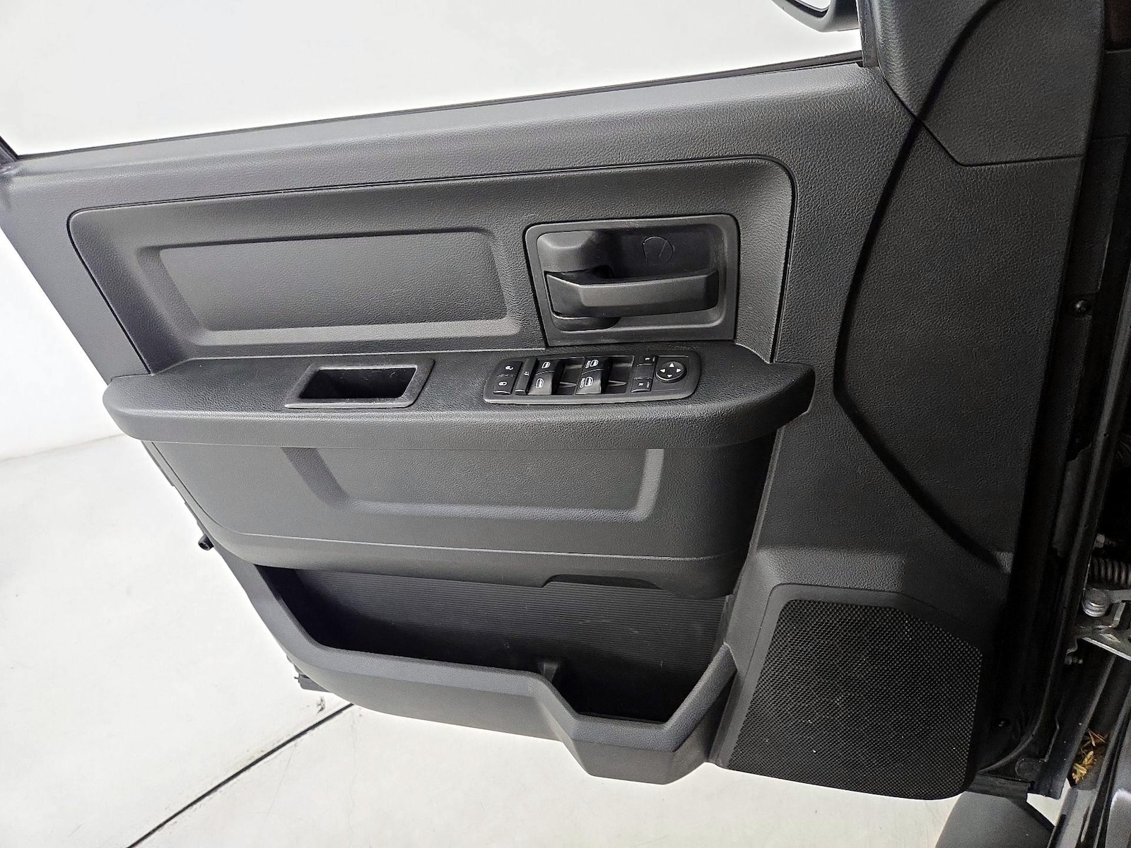 2018 RAM Ram 1500 Pickup Express - Photo 13