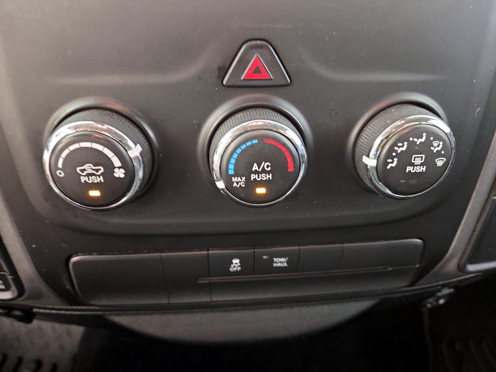 2018 RAM Ram 1500 Pickup Express - Photo 17