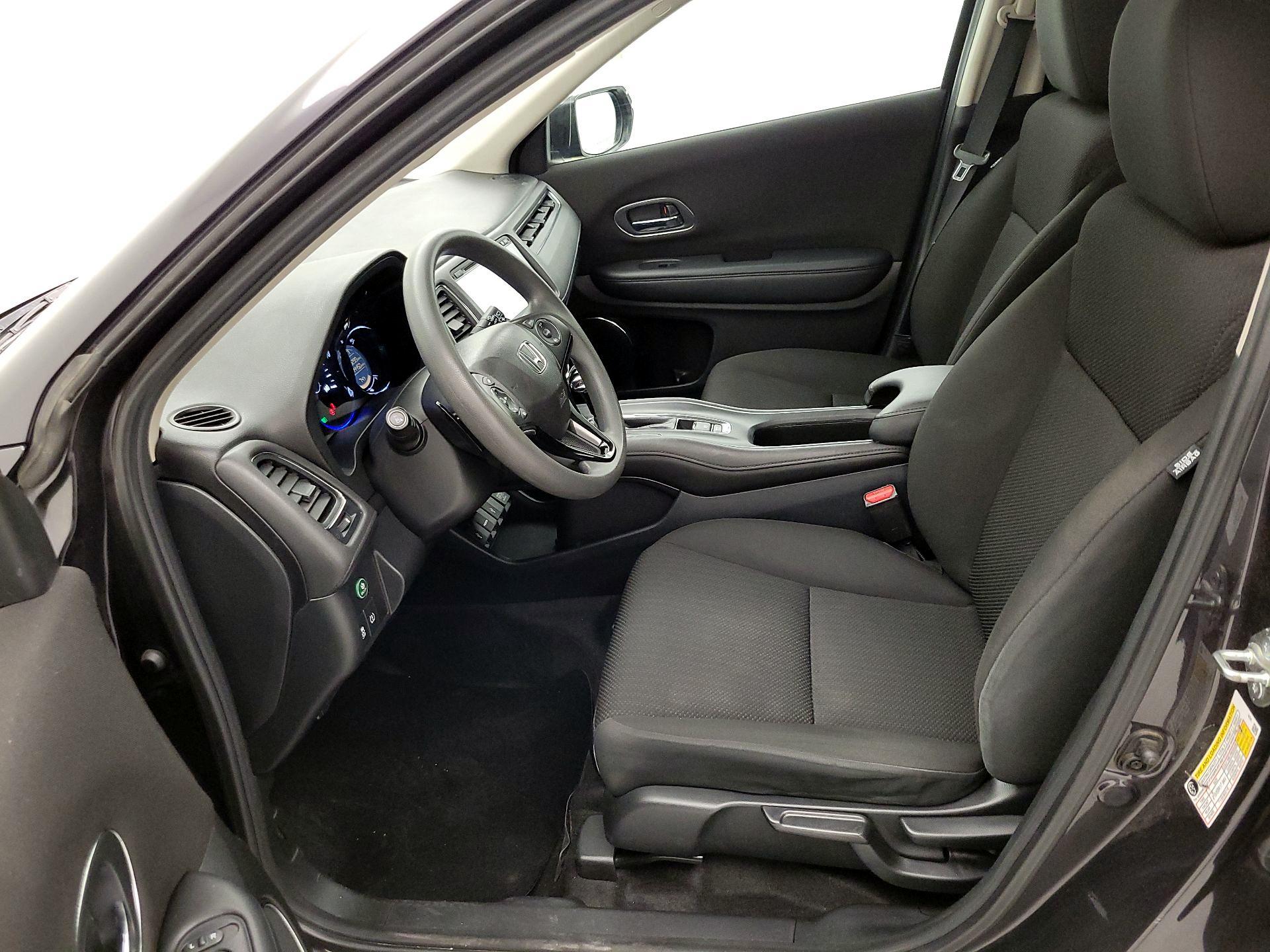 Thumbnail: 2017 Honda HR-V - 11