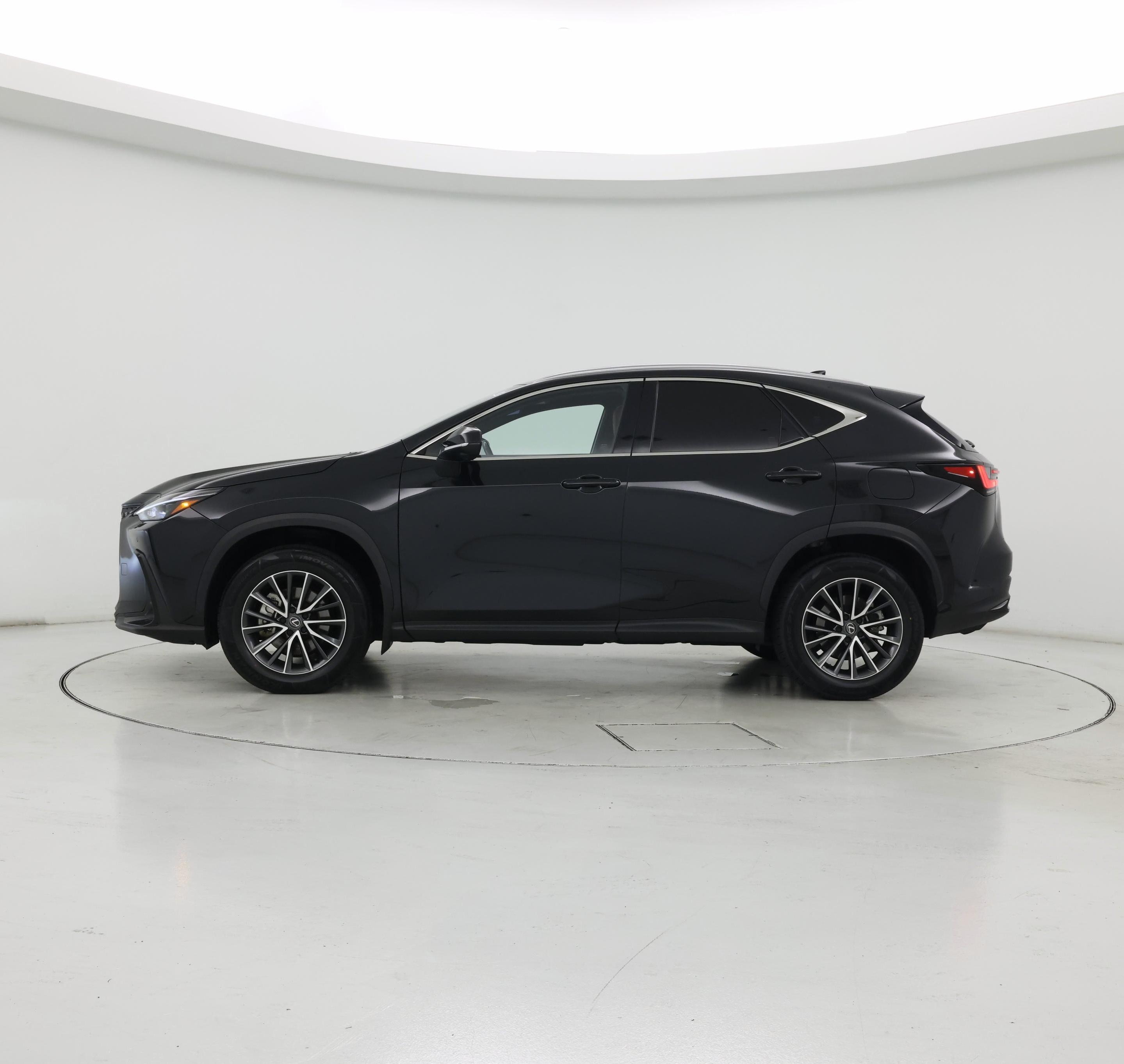 Thumbnail: 2024 Lexus NX - 3