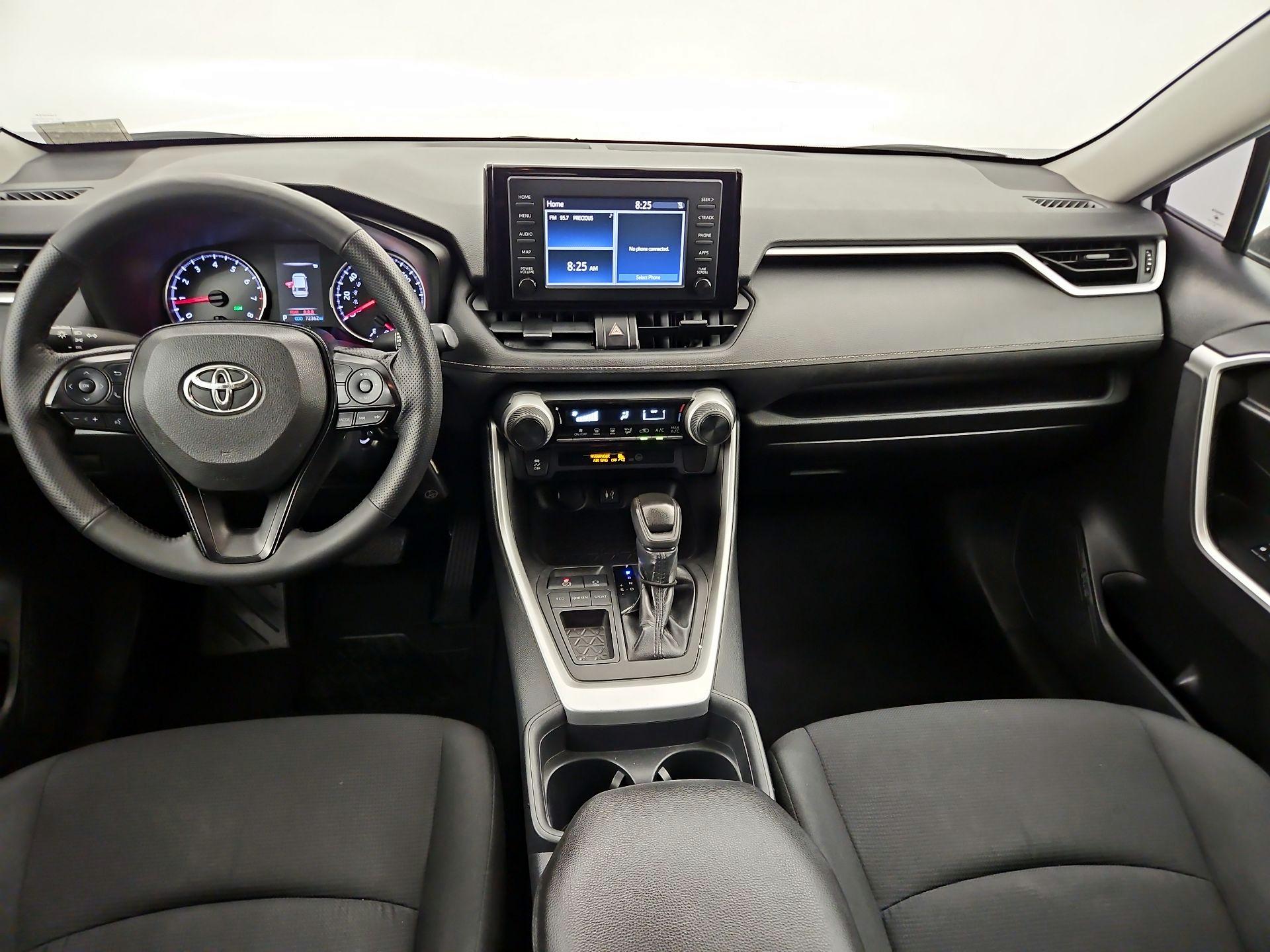 Thumbnail: 2019 Toyota RAV4 - 9