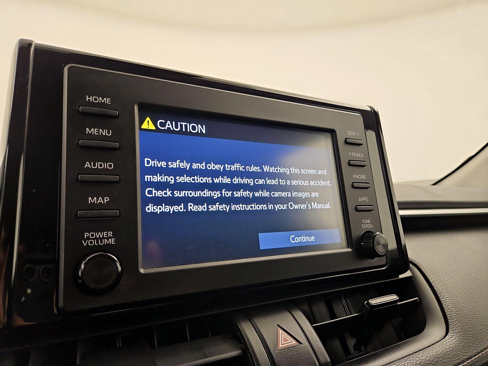 Thumbnail: 2019 Toyota RAV4 - 15