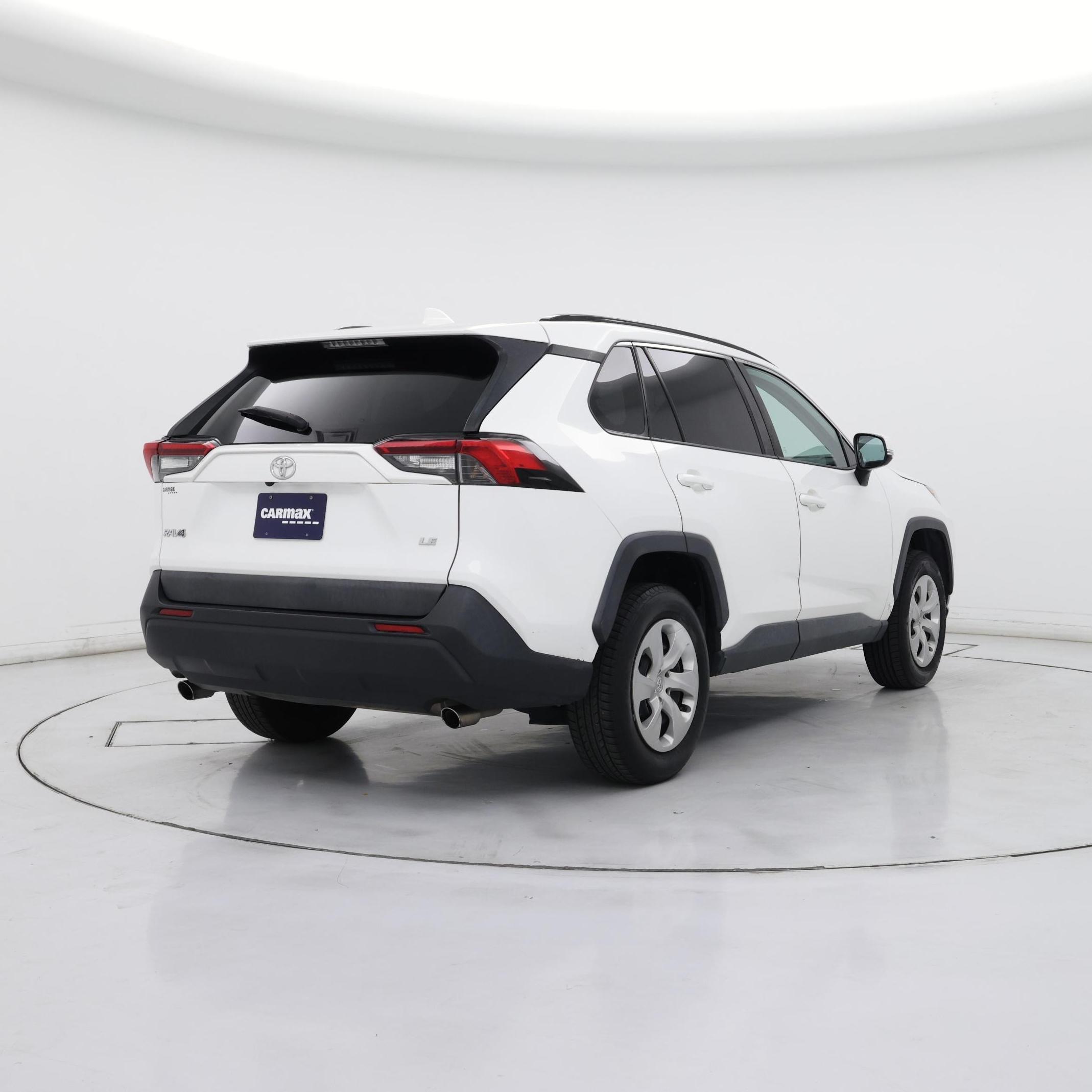 Thumbnail: 2019 Toyota RAV4 - 8