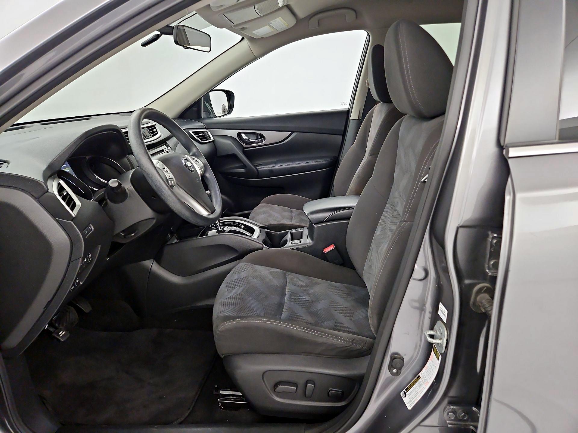 Thumbnail: 2016 Nissan Rogue - 9