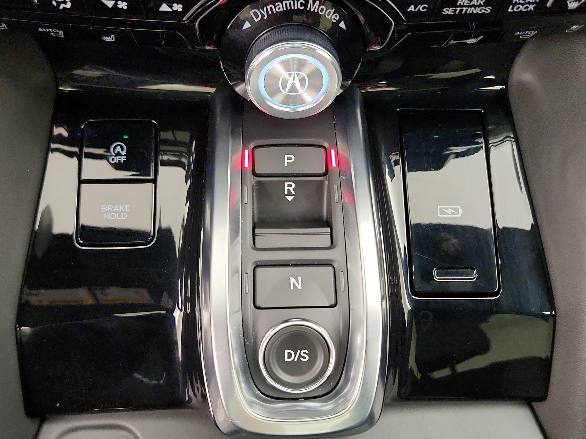Thumbnail: 2025 Acura MDX - 17
